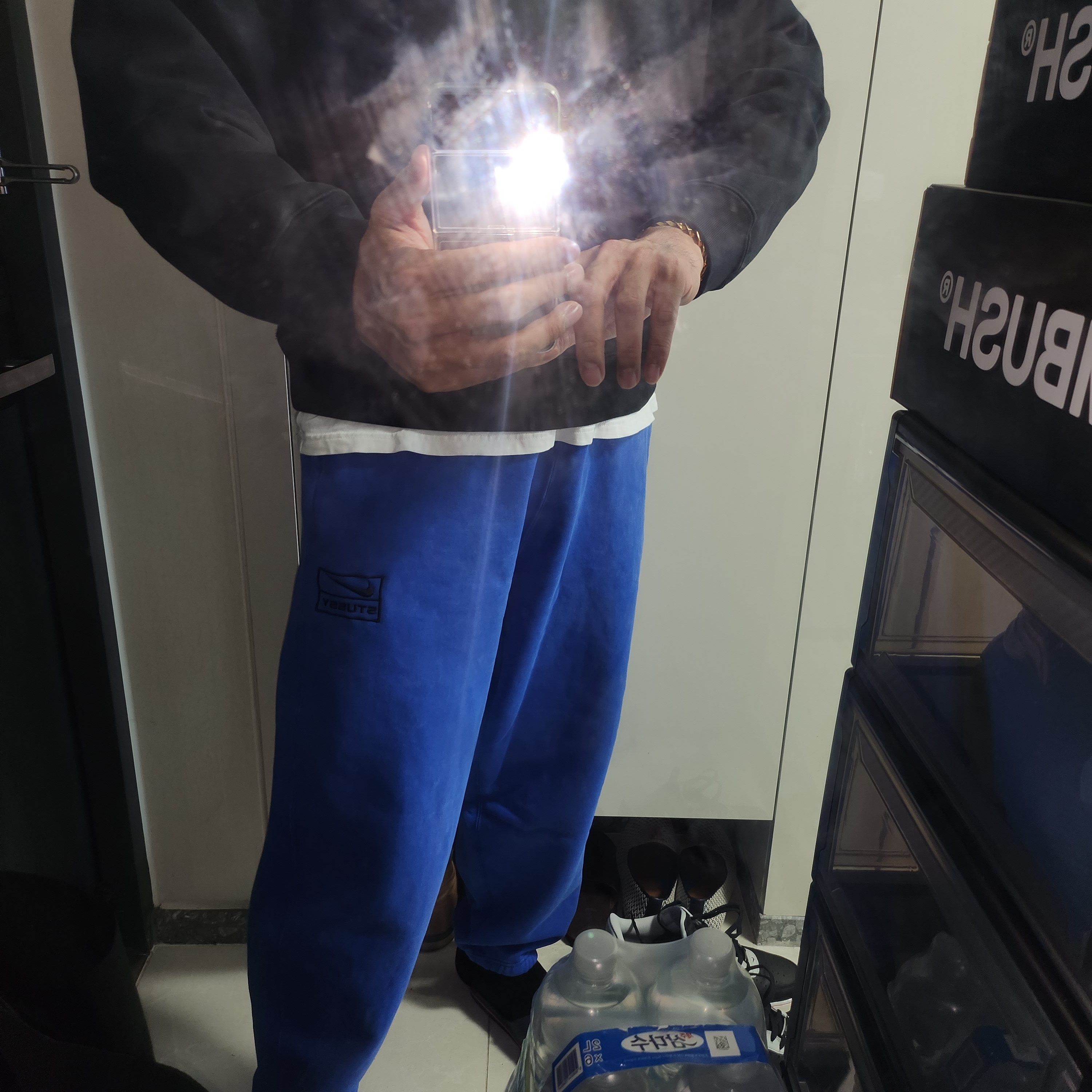 Nike x Stussy NRG Acid Washed Fleece Pants Game Royal (DR4025-480) 착용 스타일