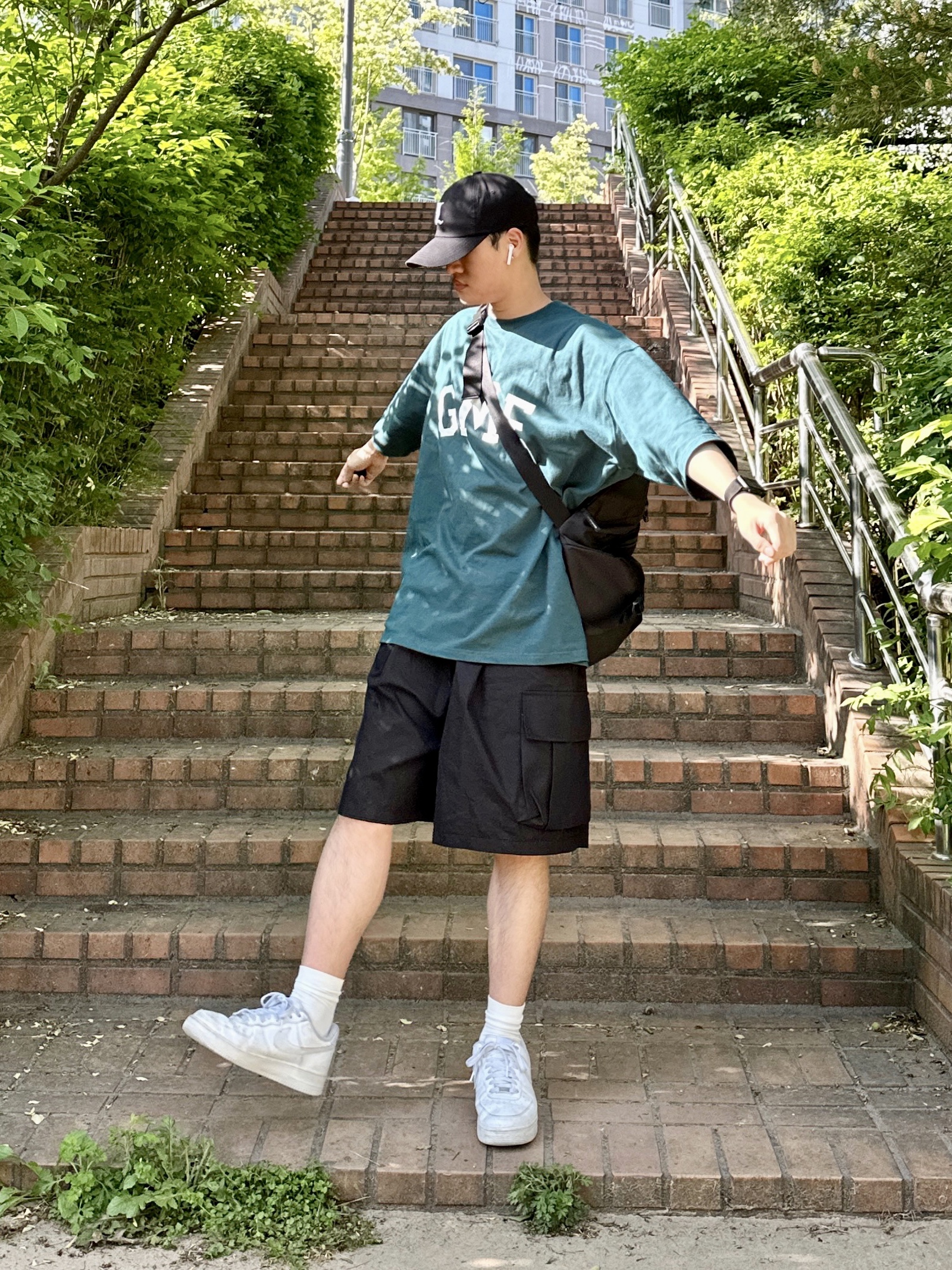Nike Air Force 1 '07 Low White 착용 스타일 - 3