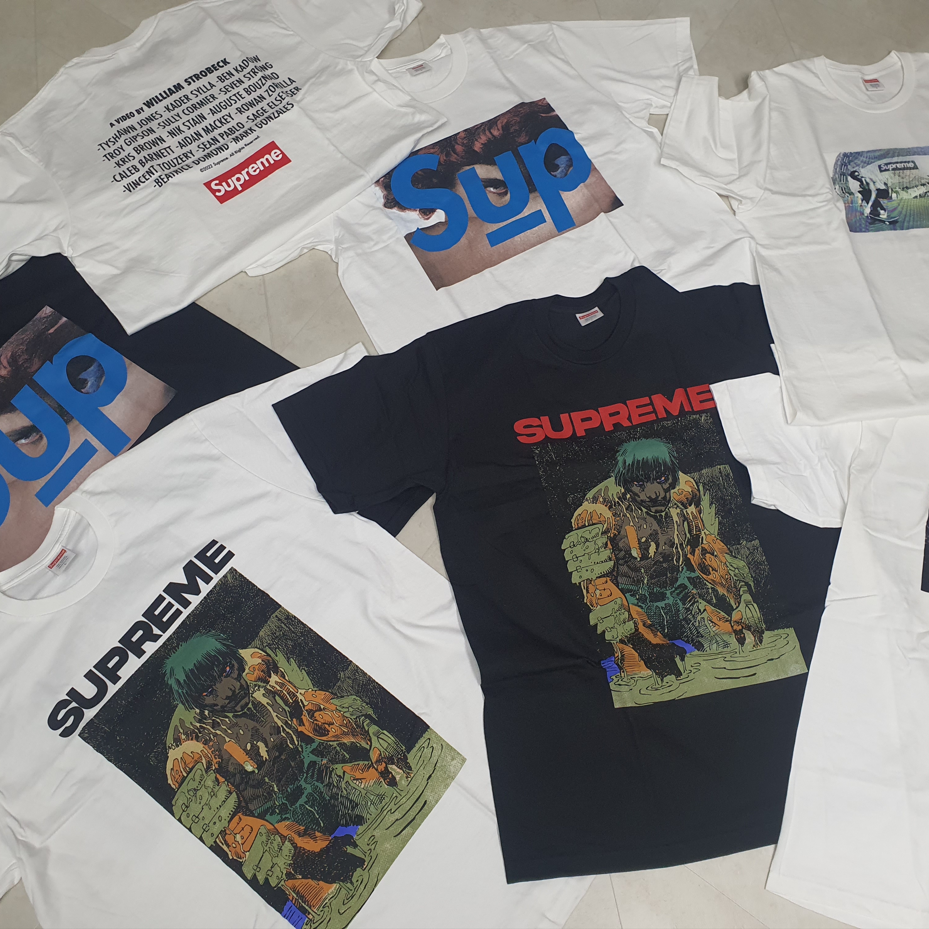 Supreme Ronin T-Shirt Black - 23SS 착용 스타일 - 1