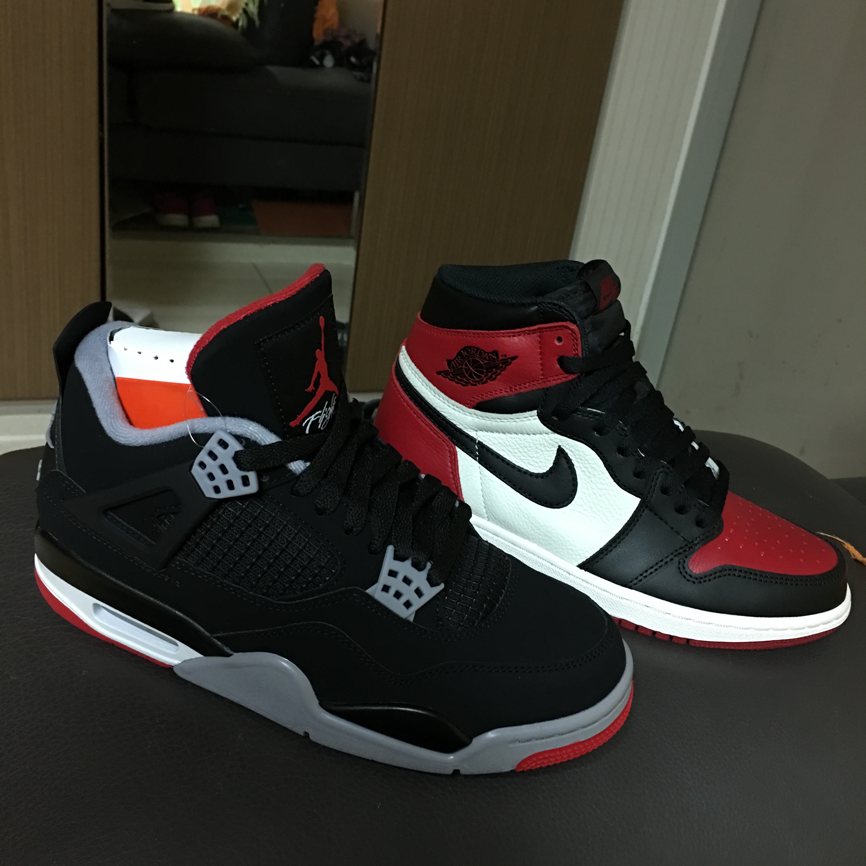 Jordan 4 Retro Bred 2019, Jordan 1 Retro High OG Bred Toe 착용 스타일