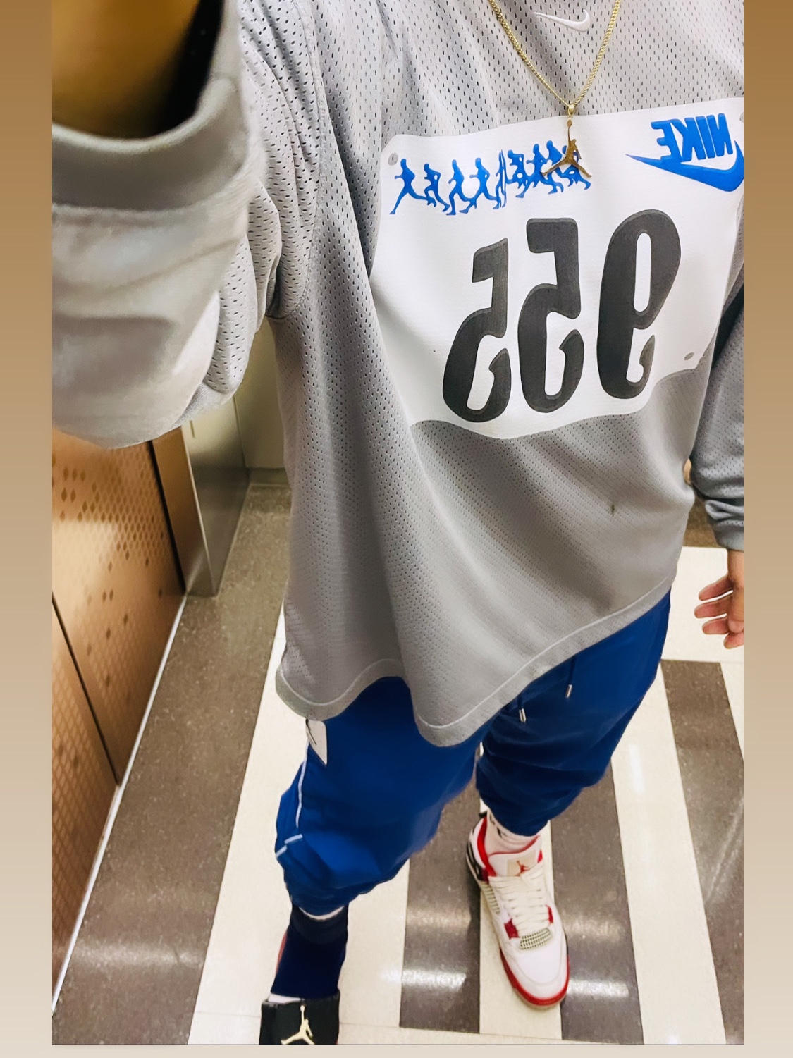 Jordan 4 Retro OG Fire Red 2020, Nike x Cactus Plant Flea Market L/S Jersey Grey - Asia 착용 스타일 - 2