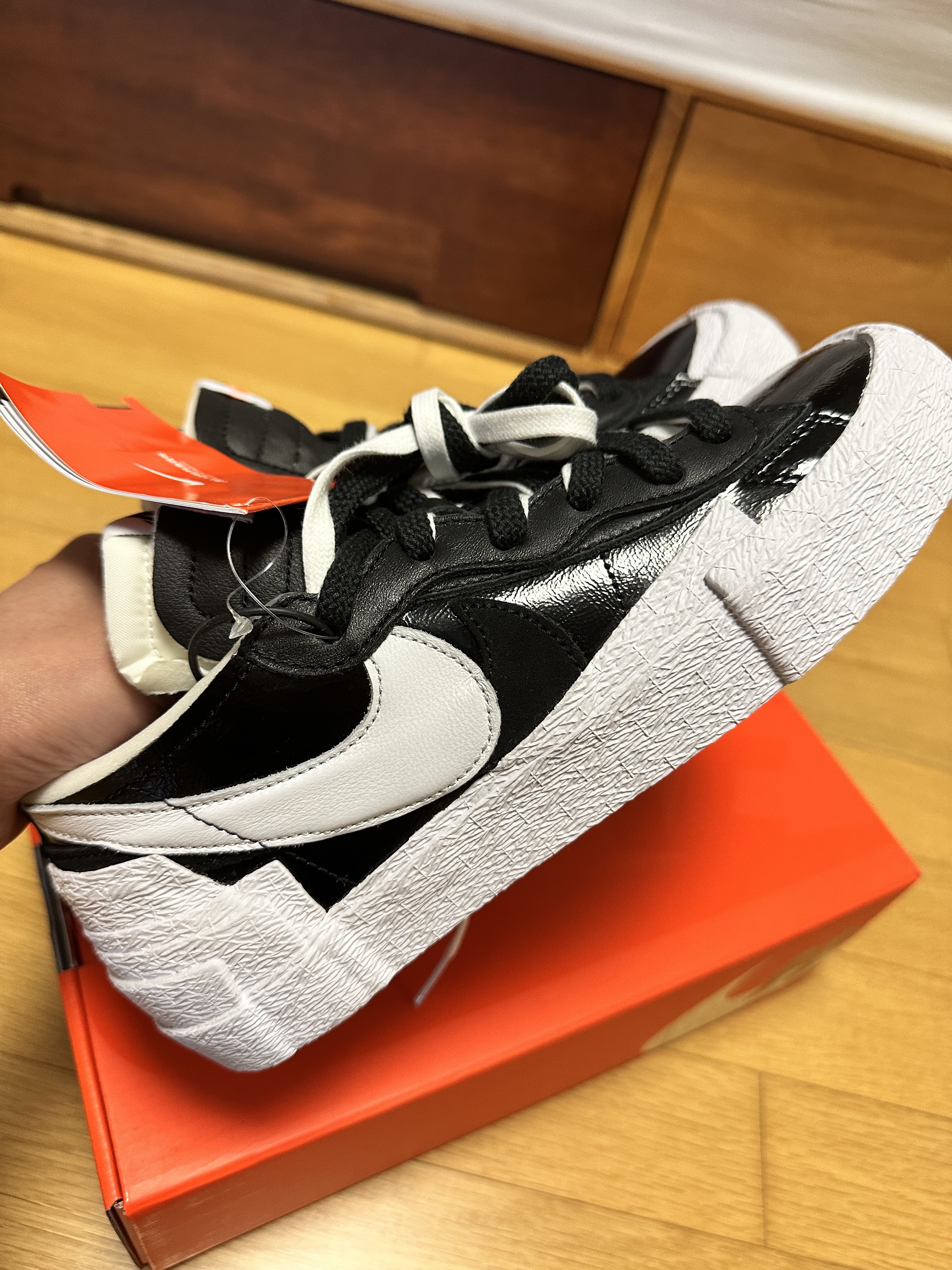 Nike x Sacai Blazer Low Black Patent Leather 착용 스타일