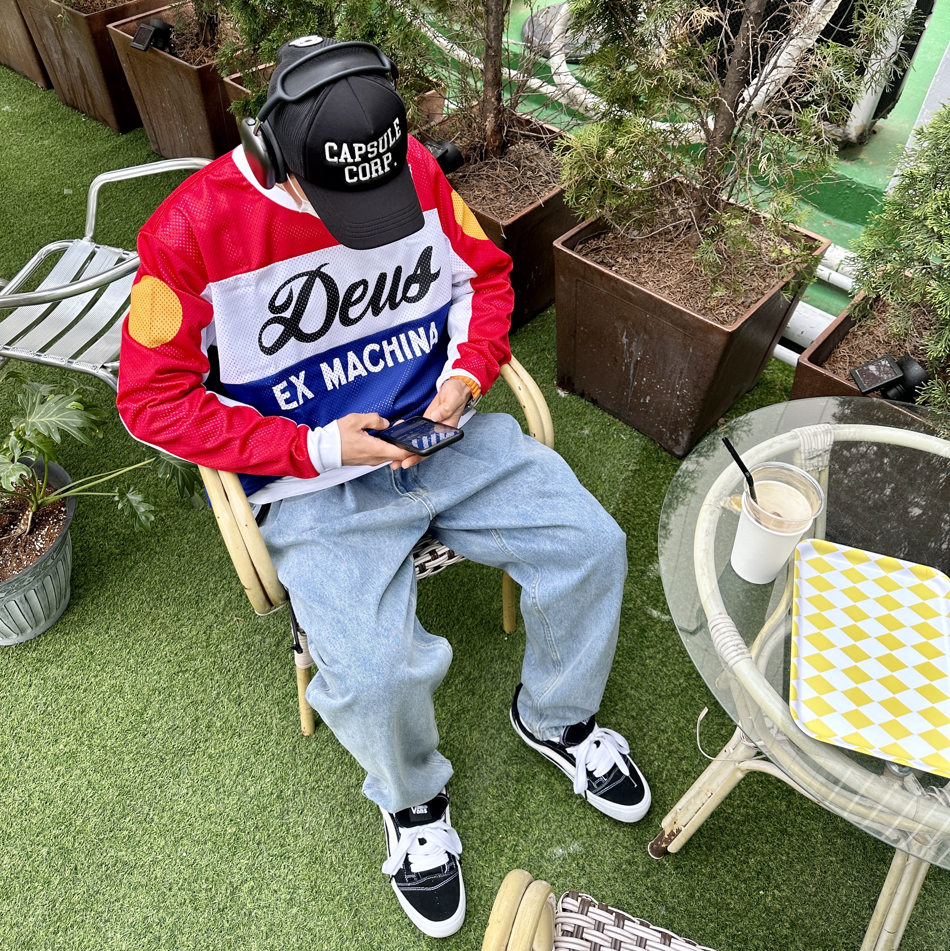 Vans Vault x Imran Potato Knu-Skool VR3 LX Black White, Apple AirPods Max Lightning Space Gray (Korean Ver.) 착용 스타일 - 1