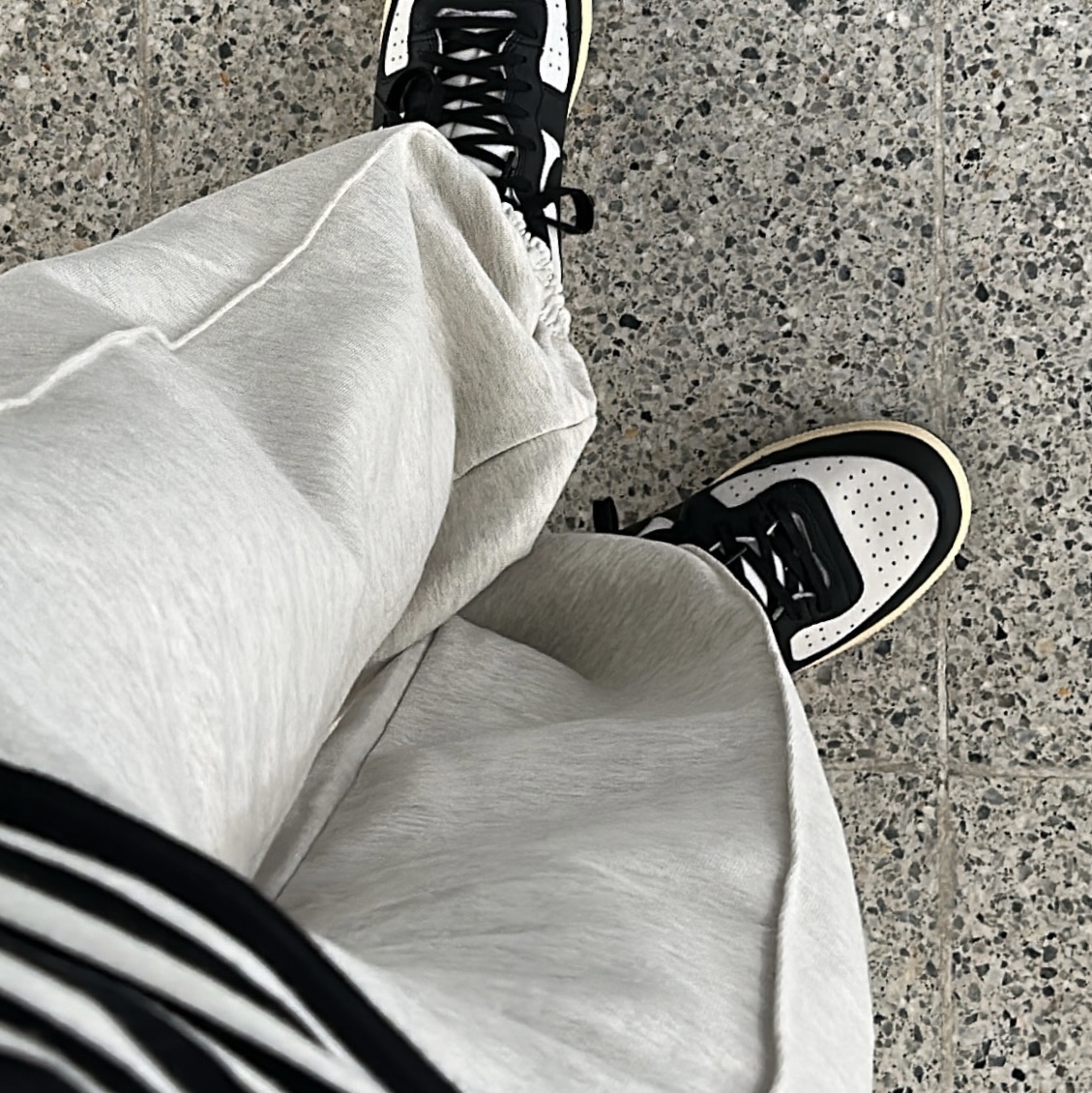Nike Terminator High Black and Phantom 착용 스타일