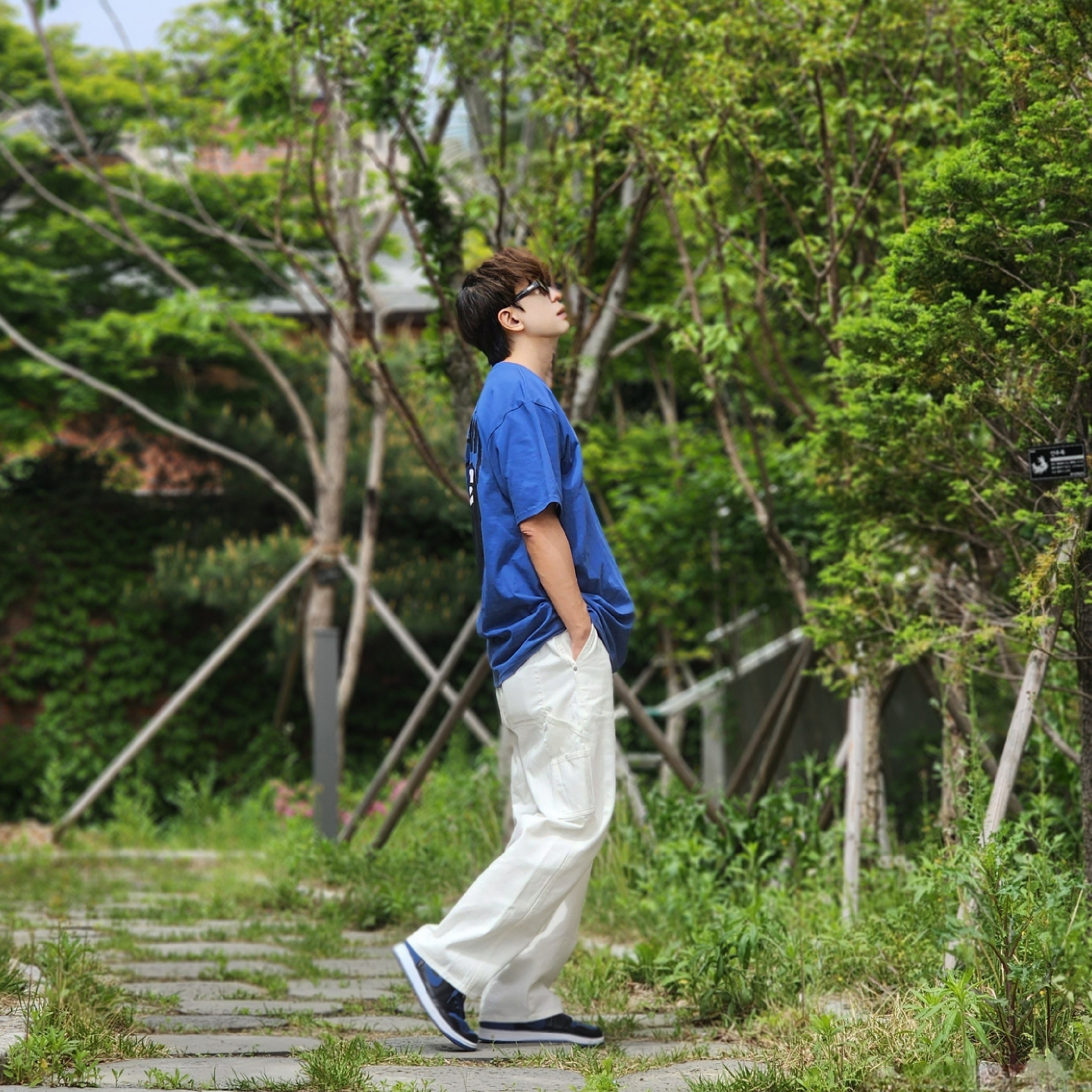 Jordan 1 Retro Low OG Mystic Navy, Stussy 8 Ball T-Shirt Midnight - 22SS 착용 스타일 - 1