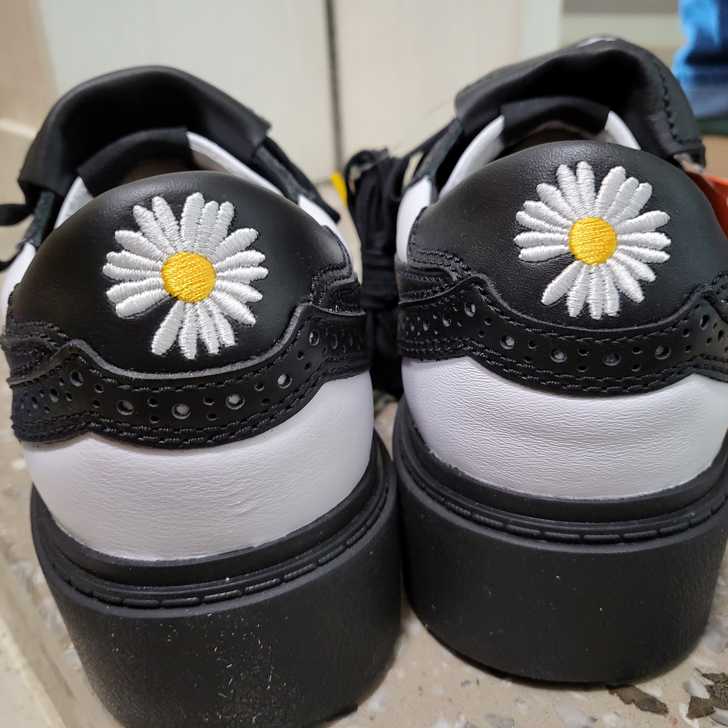 Nike x Peaceminusone Kwondo1 Black and White 착용 스타일 - 2