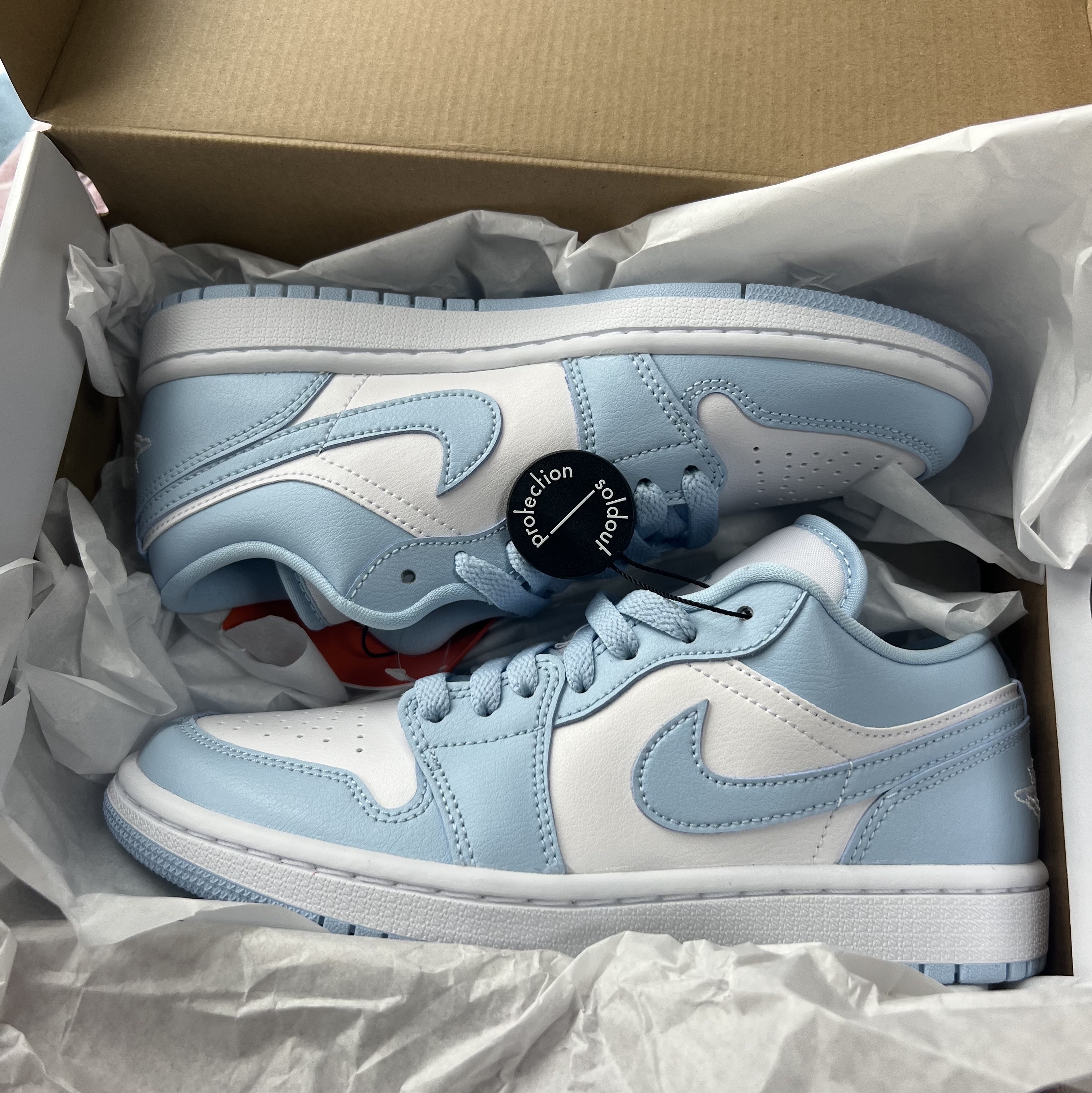 (W) Jordan 1 Low White Ice Blue 착용 스타일