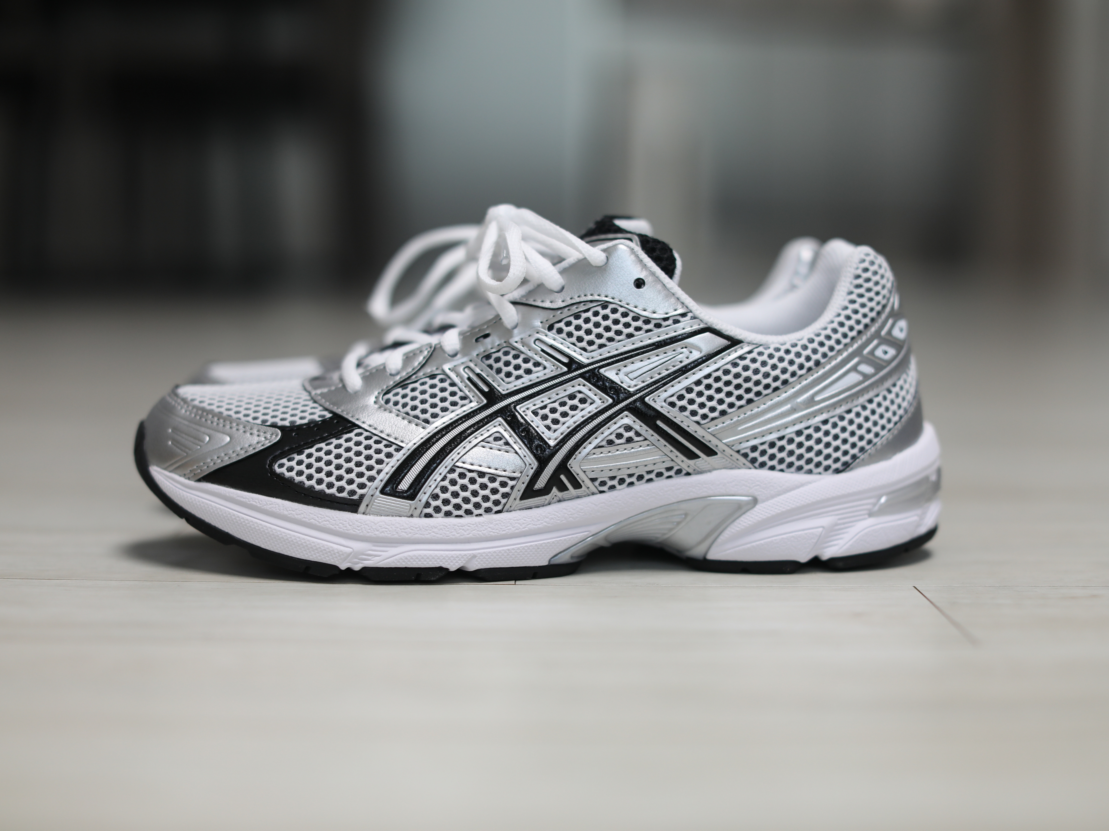 Asics Gel-1130 White Black 착용 스타일