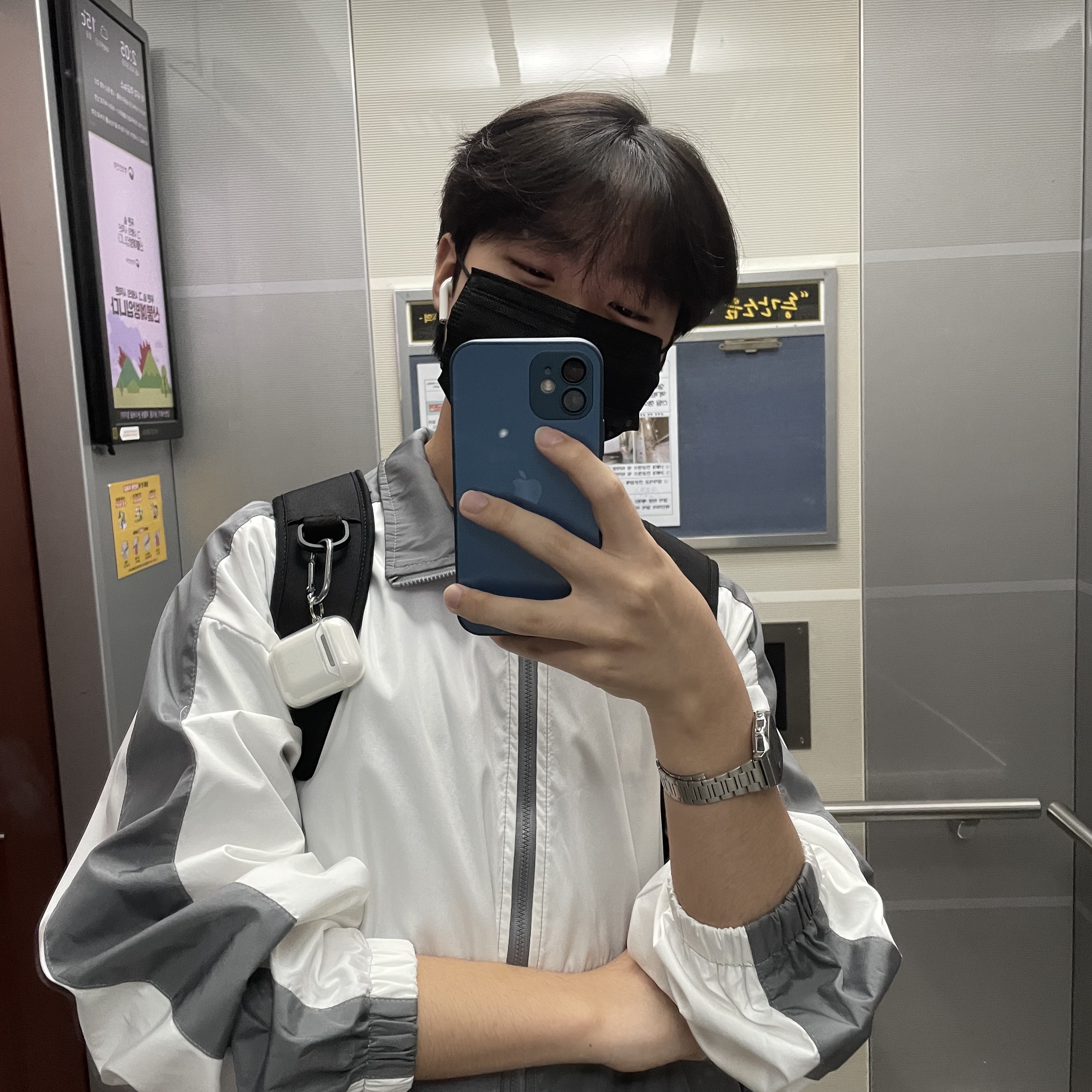 Apple AirPods 2nd Gen (Korean Ver.) 착용 스타일