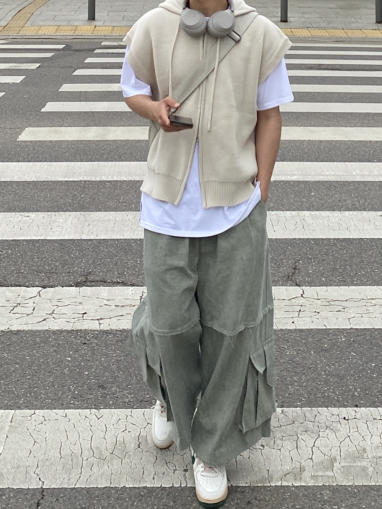(W) Nike Air Force 1 Low Gorge Green, Sony WH-1000XM4 Platinum Silver (Korean Ver.) 착용 스타일 - 5