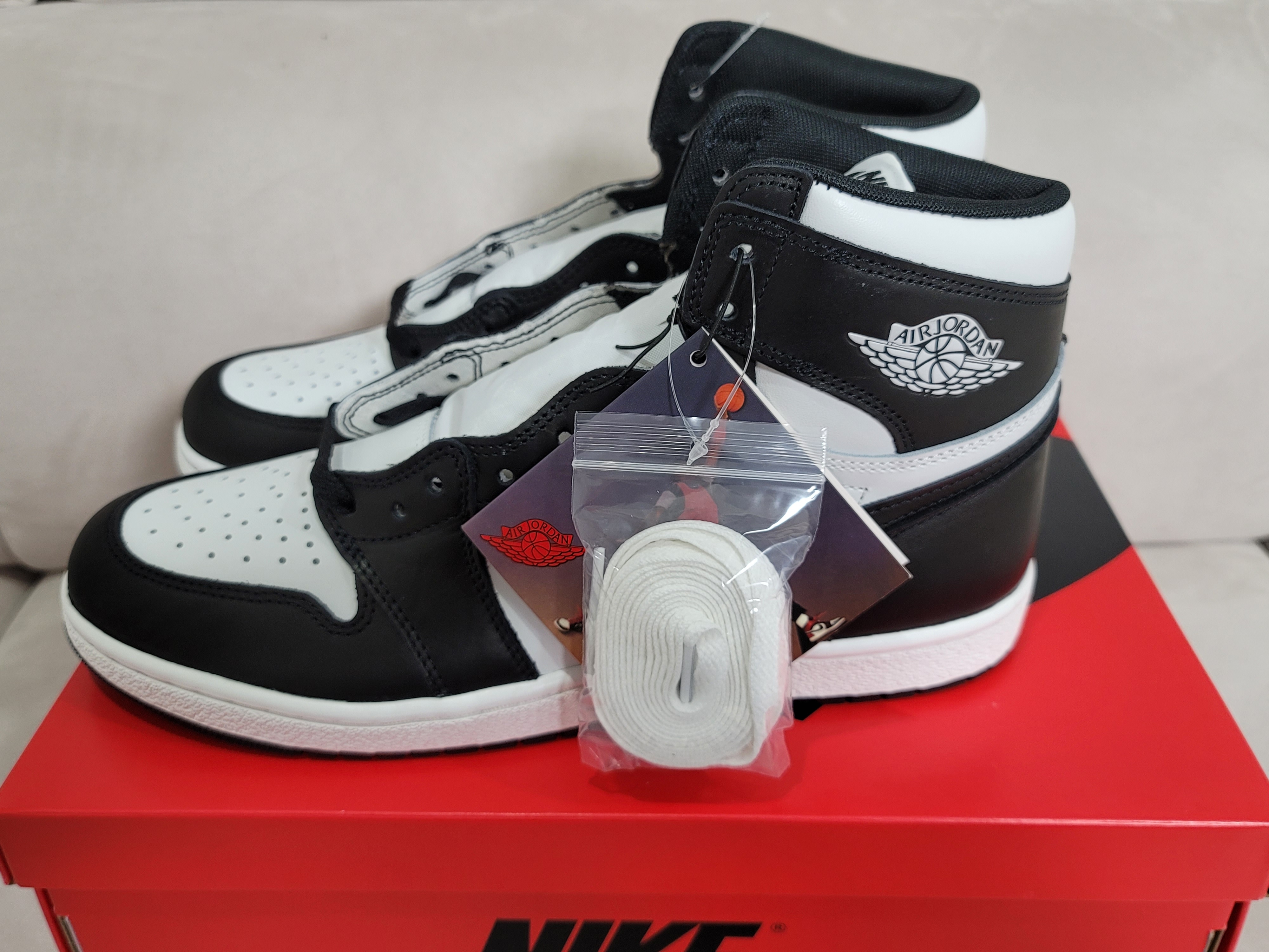 Jordan 1 High 85 Black White 착용 스타일