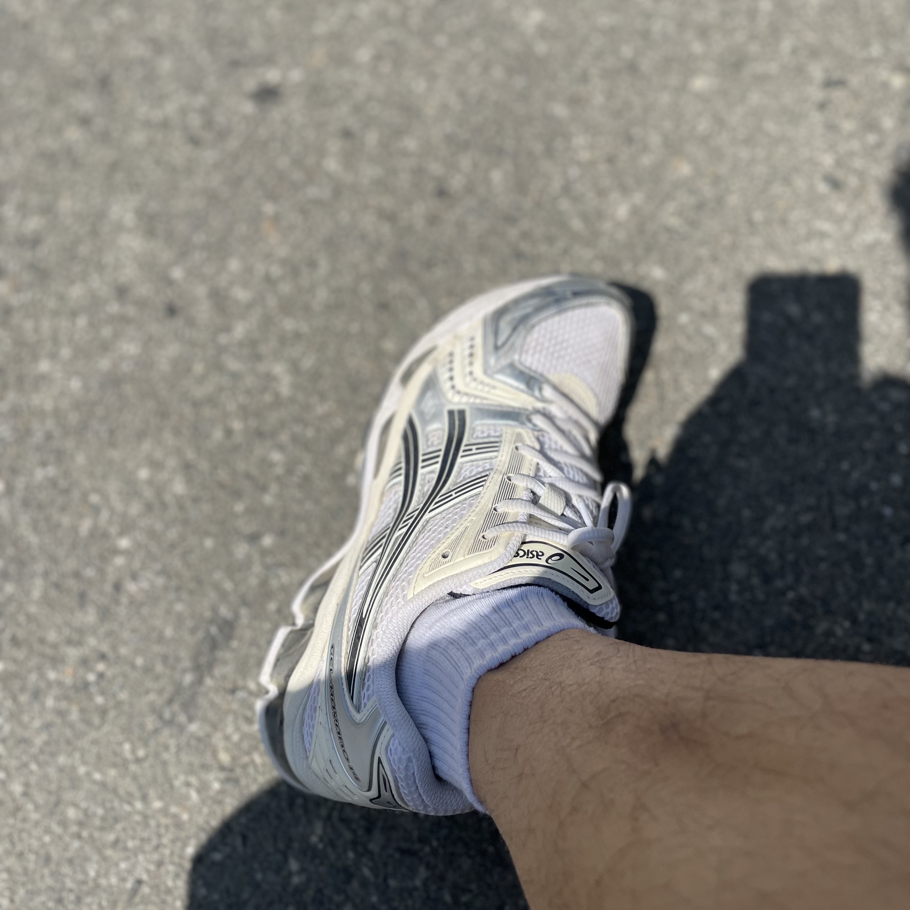 (W) Asics Gel-Kayano 14 White Midnight 착용 스타일