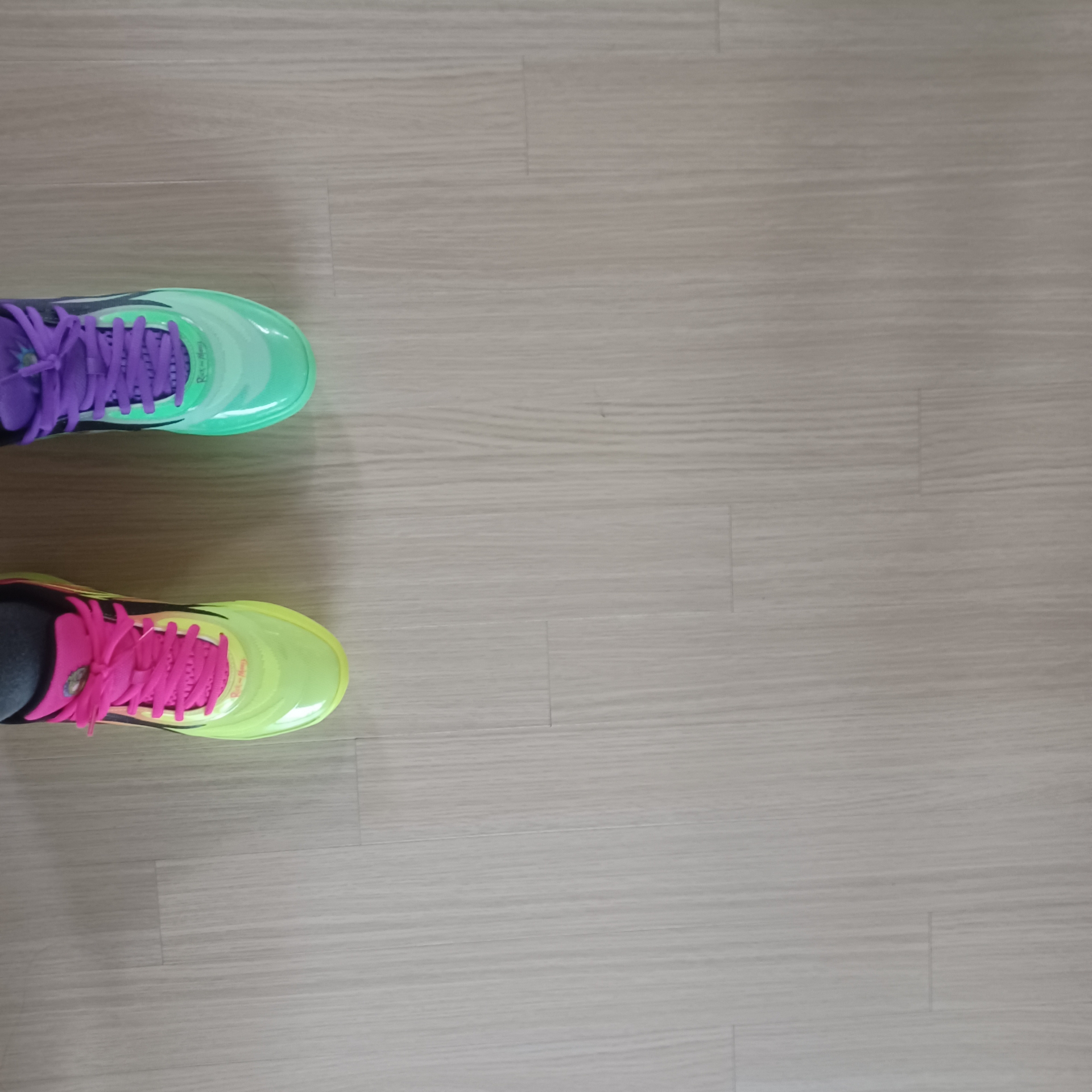 Puma x Rick & Morty MB.02 Lamelo Ball Safety Yellow Elektro Green 착용 스타일