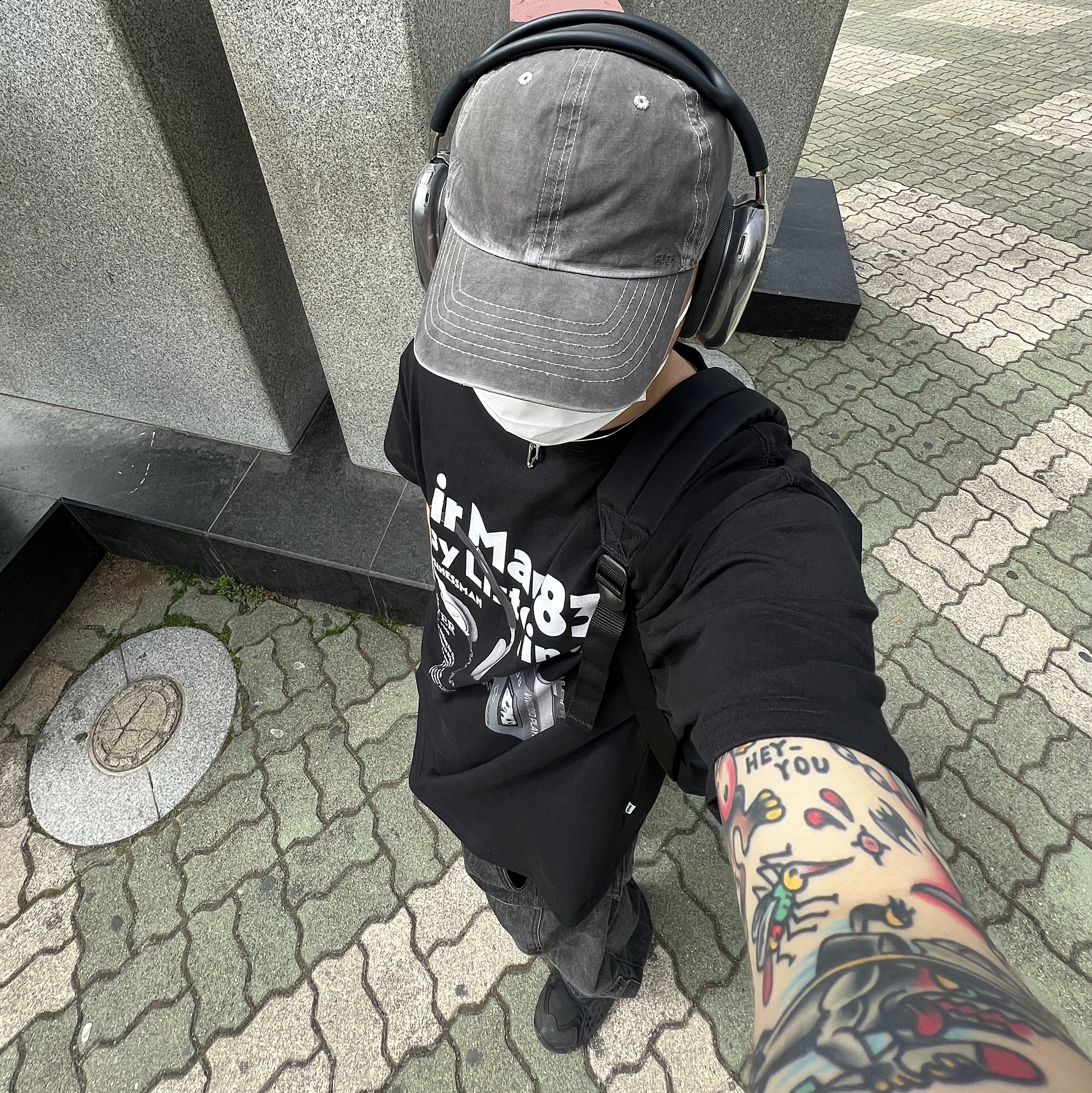 Apple AirPods Max Lightning Space Gray (Korean Ver.), Kiko Kostadinov Harkman Shoes Oil Black 착용 스타일 - 4