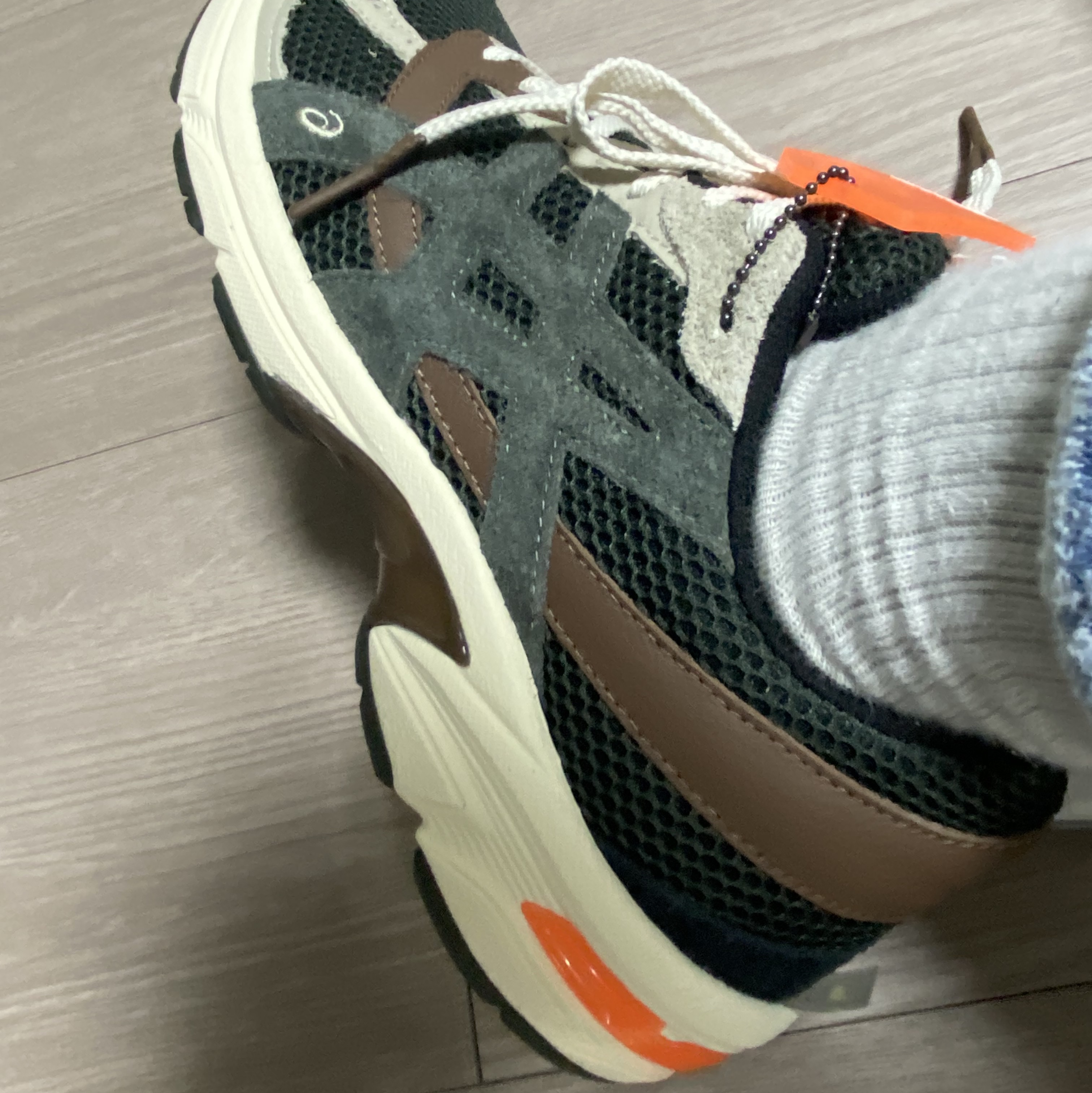 Asics x Hal Studios Gel-1130 MK-II Forest 착용 스타일 - 3