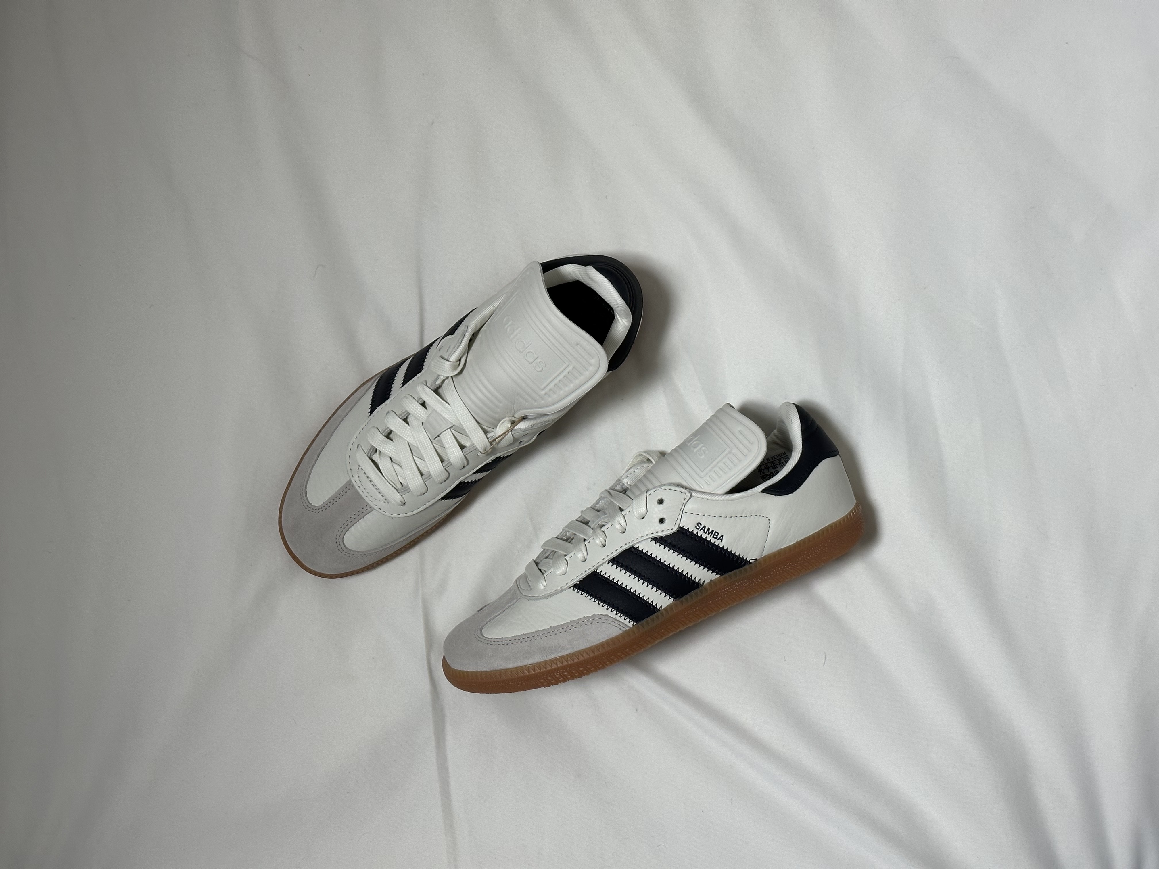 Adidas x Pharrell Williams Humanrace Samba Cloud White Night Grey 착용 스타일 - 1