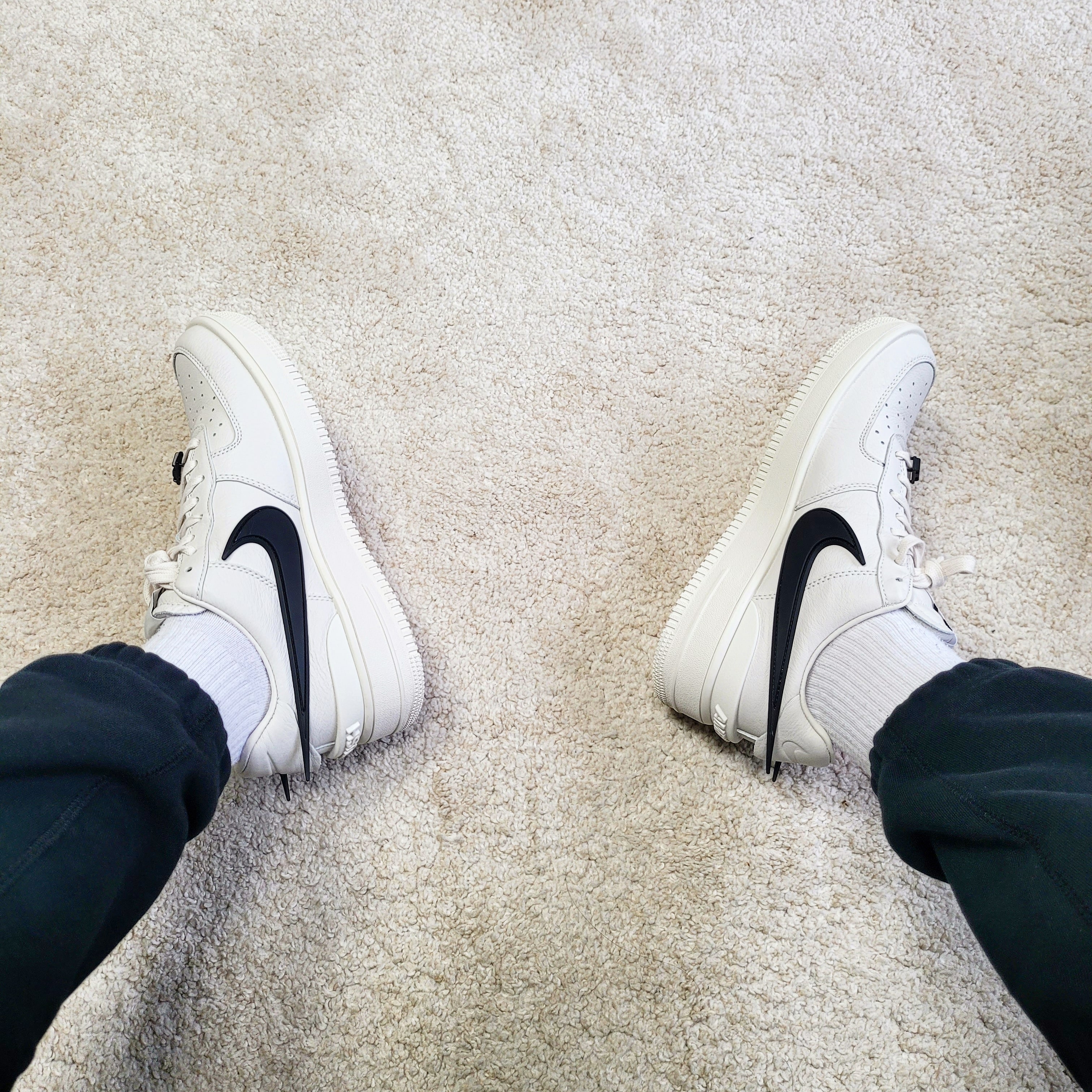 Nike x Ambush Air Force 1 Low SP Phantom 착용 스타일