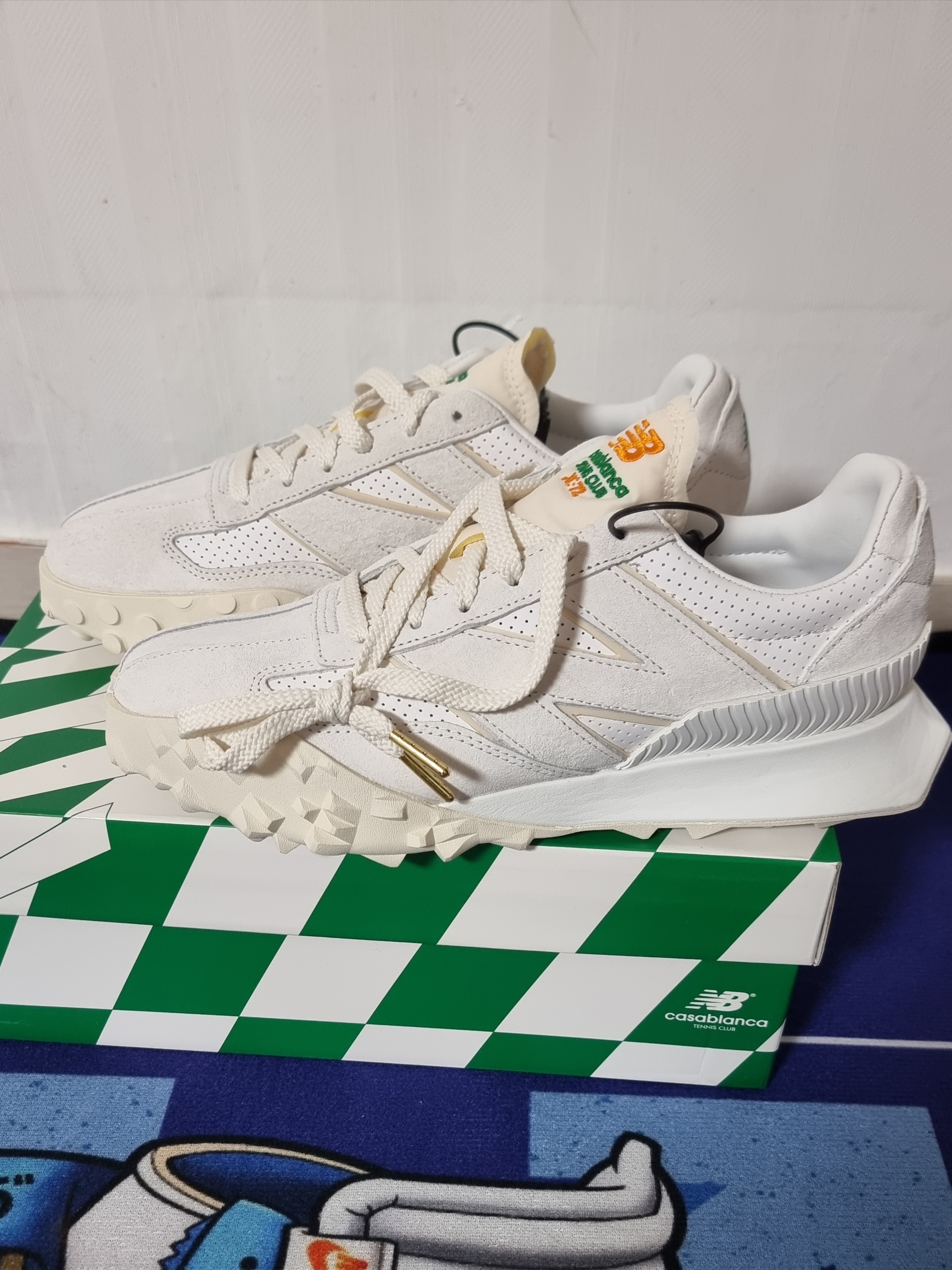 New Balance x Casablanca XC-72 Marshmallow Brilliant White 착용 스타일 - 2
