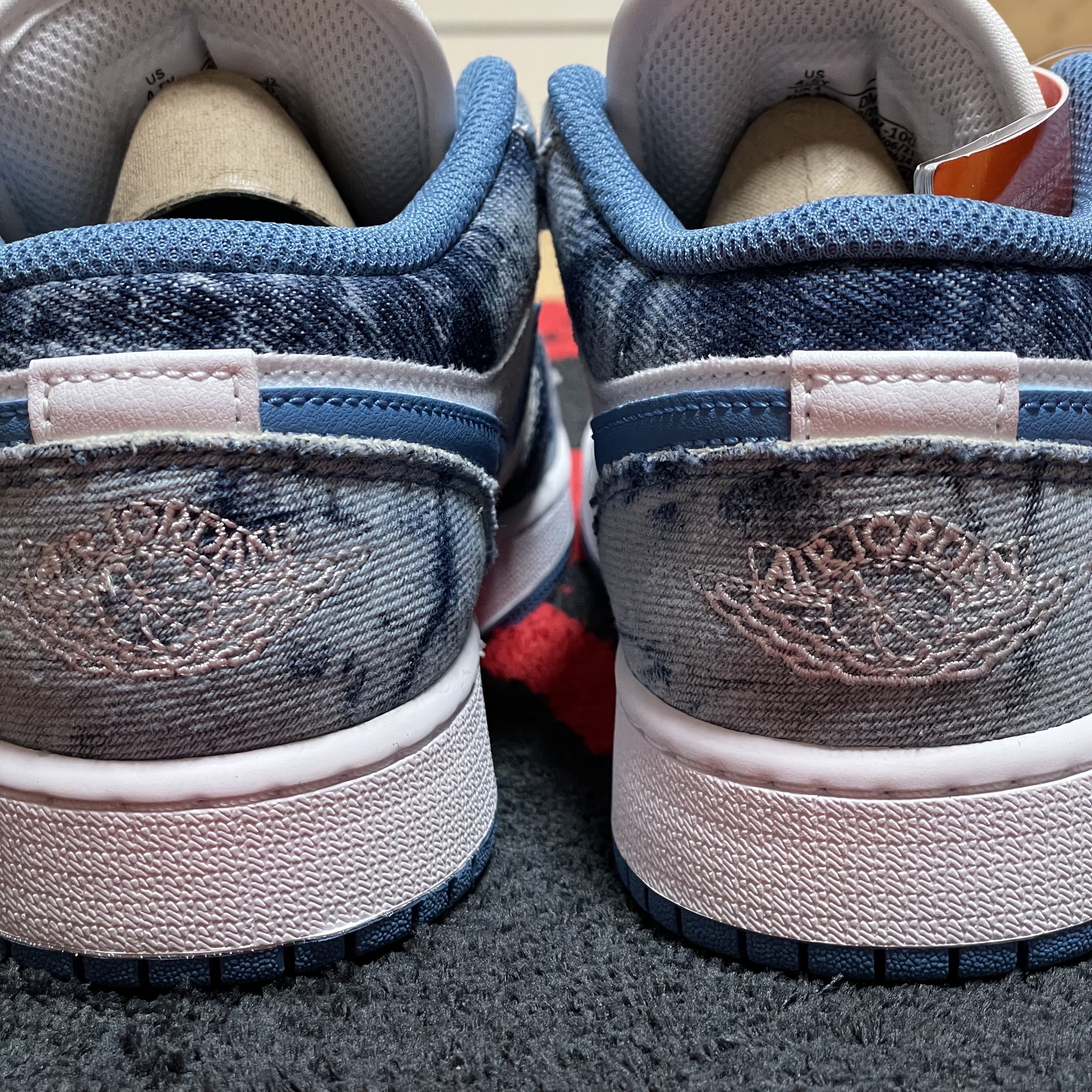 (GS) Jordan 1 Low Washed Denim 착용 스타일 - 3