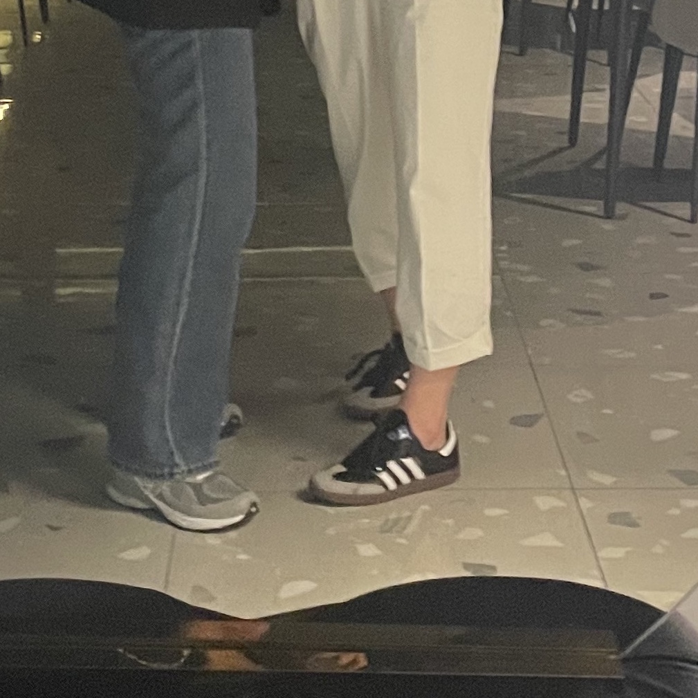 Adidas Samba Vegan Black White 착용 스타일 - 3