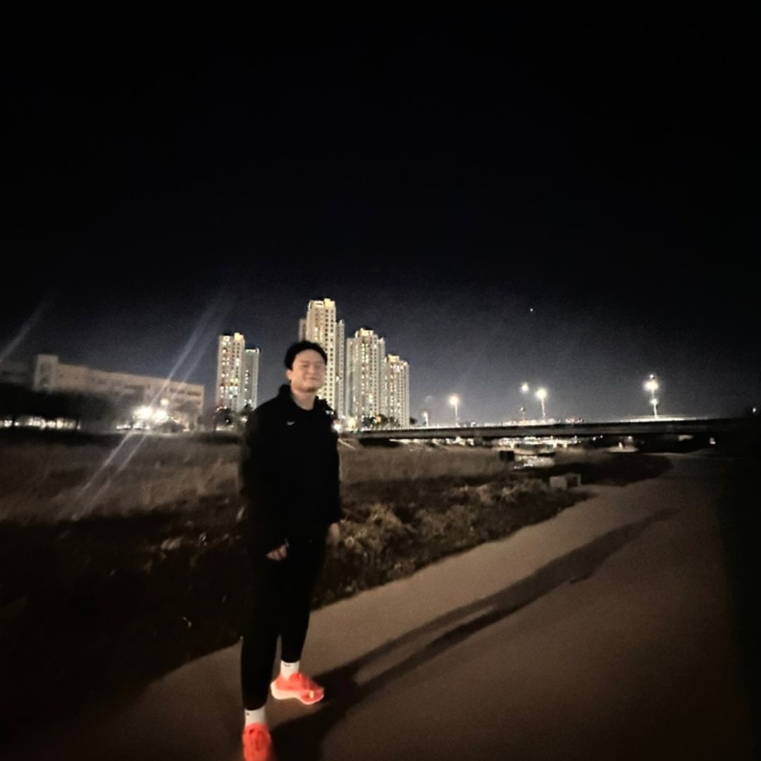 Nike ZoomX Vaporfly Next% 2 Total Orange 착용 스타일
