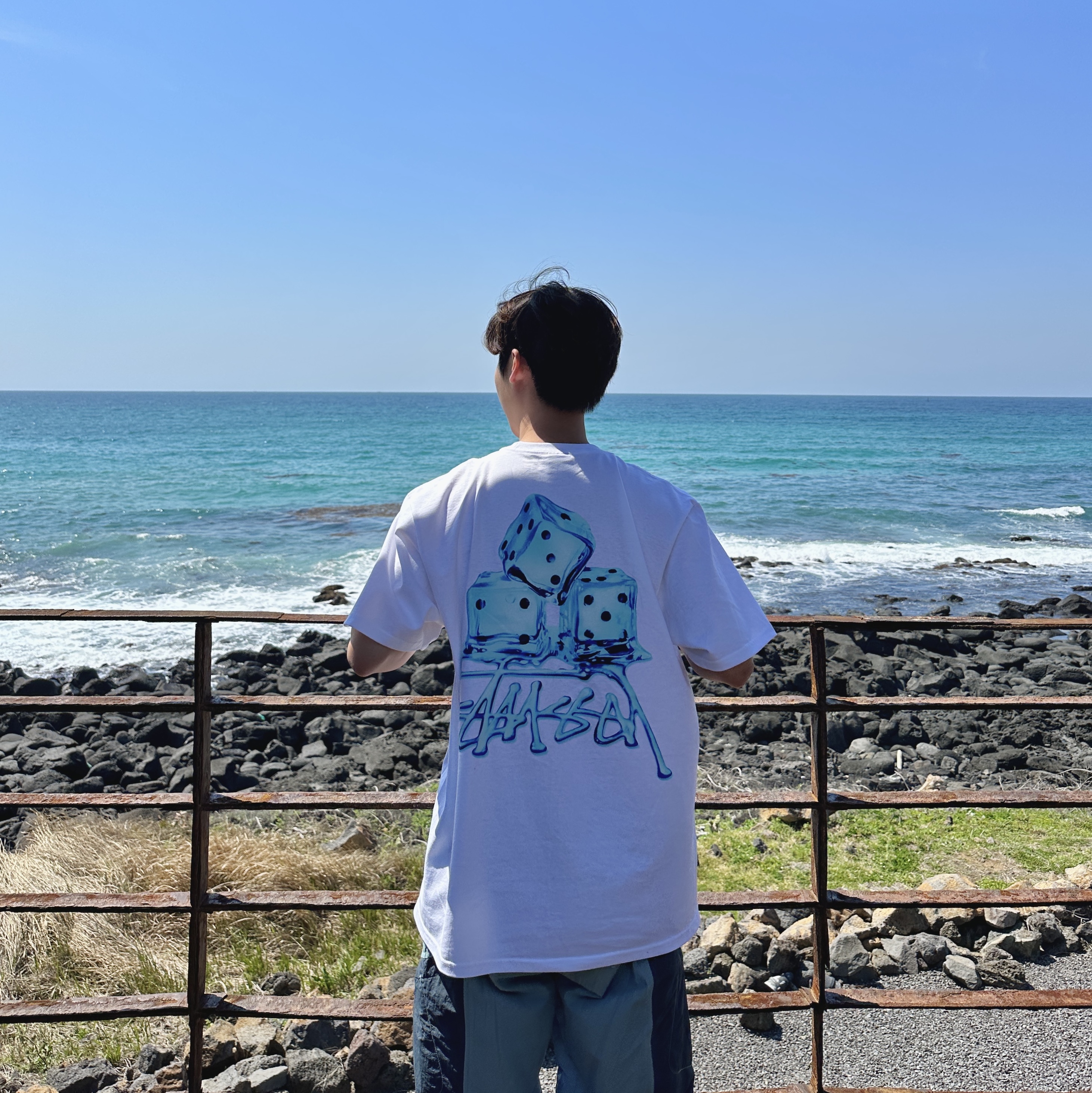 Stussy Melted T-Shirt White 착용 스타일