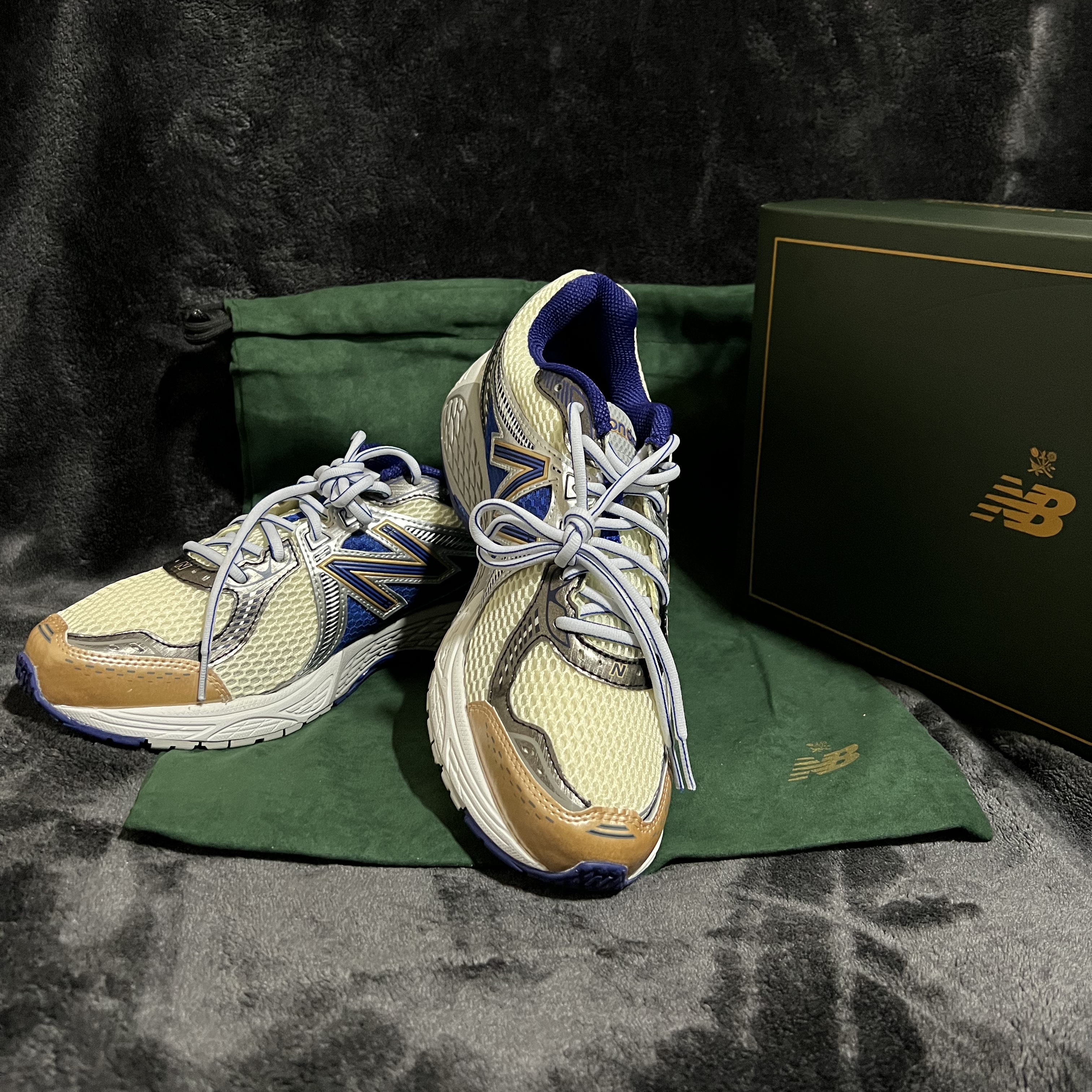 New Balance x Aime Leon Dore 860v2 Blue 착용 스타일 - 2