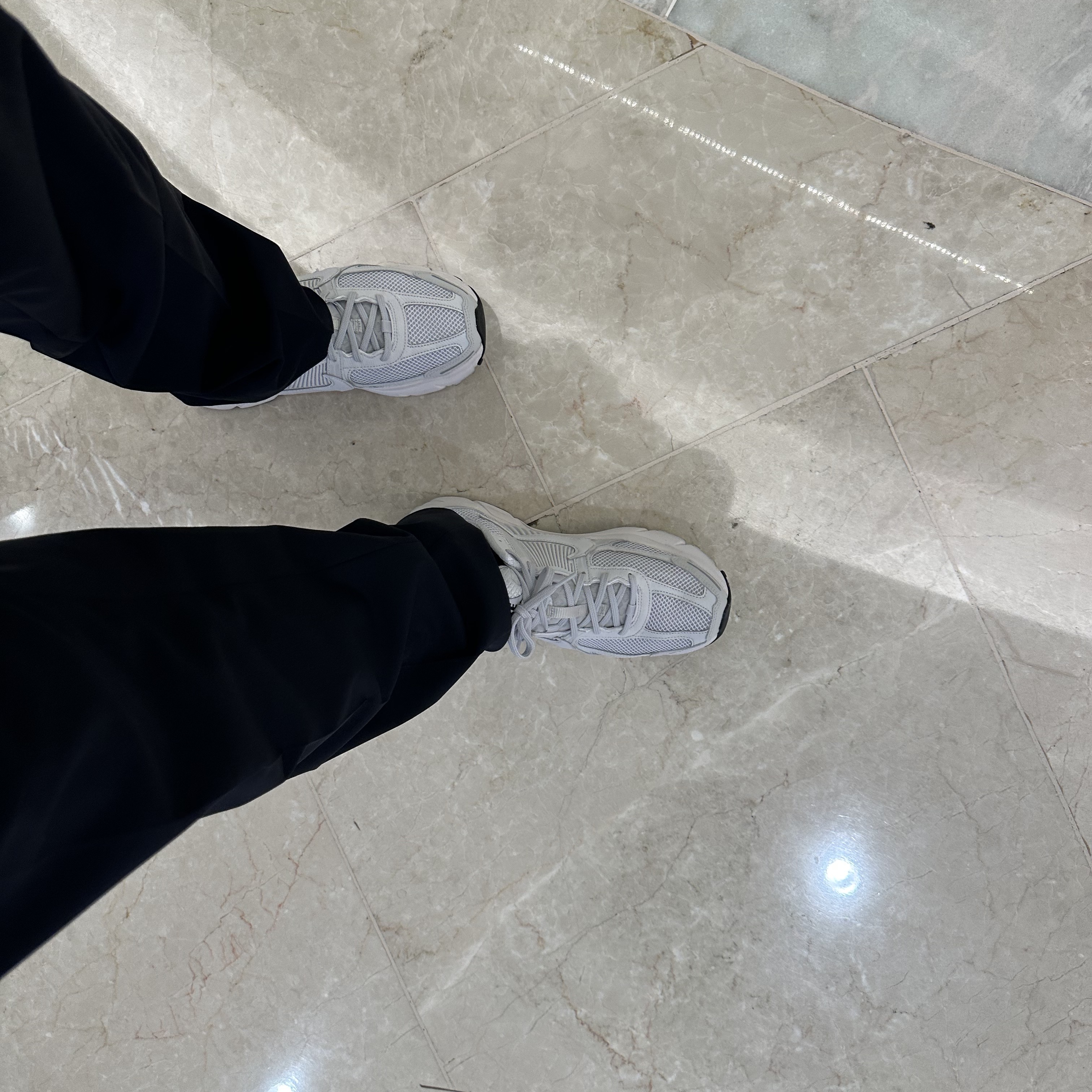 Nike Zoom Vomero 5 SP Vast Grey 2023 착용 스타일