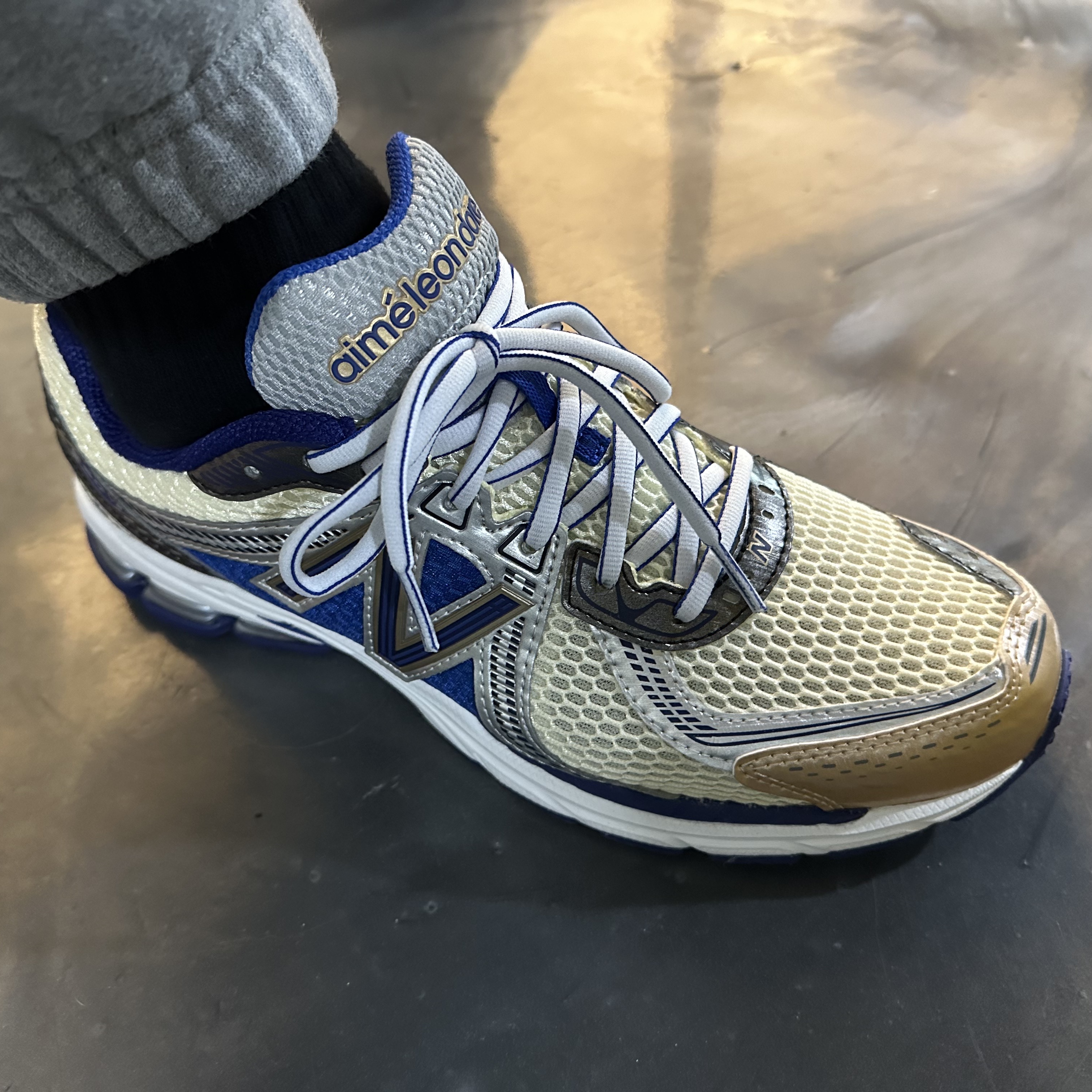 New Balance x Aime Leon Dore 860v2 Blue 착용 스타일 - 1
