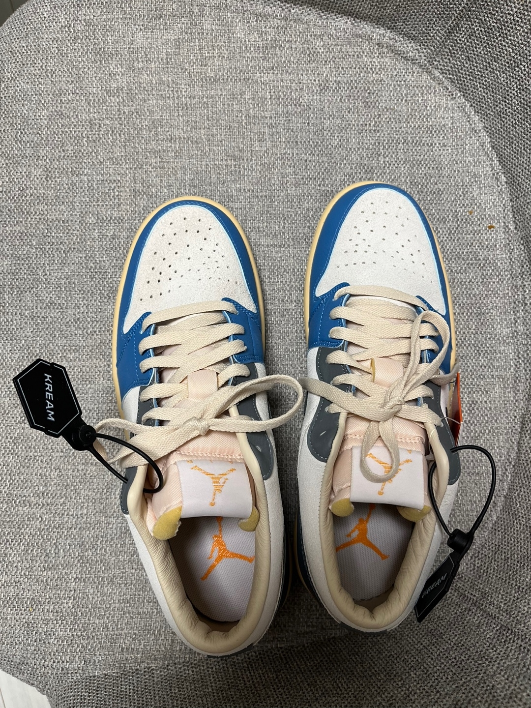 Jordan 1 Low SE Tokyo 96 착용 스타일