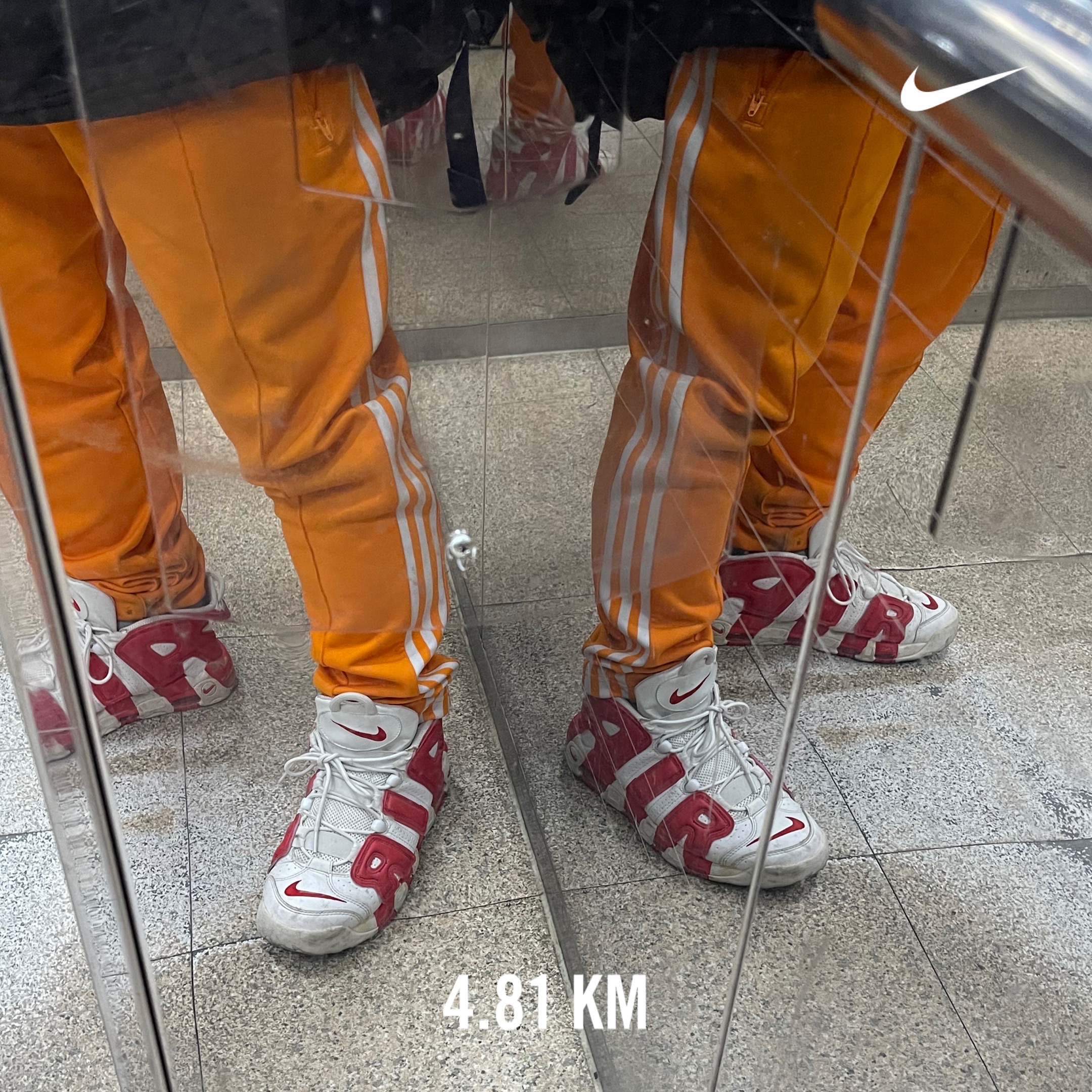 Nike Air More Uptempo Varsity Red 착용 스타일