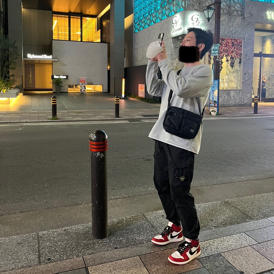Jordan 1 Retro High OG Chicago 2022, Stone Island 30203 Cargo Pants 5 Pockets Black - 21SS 착용 스타일