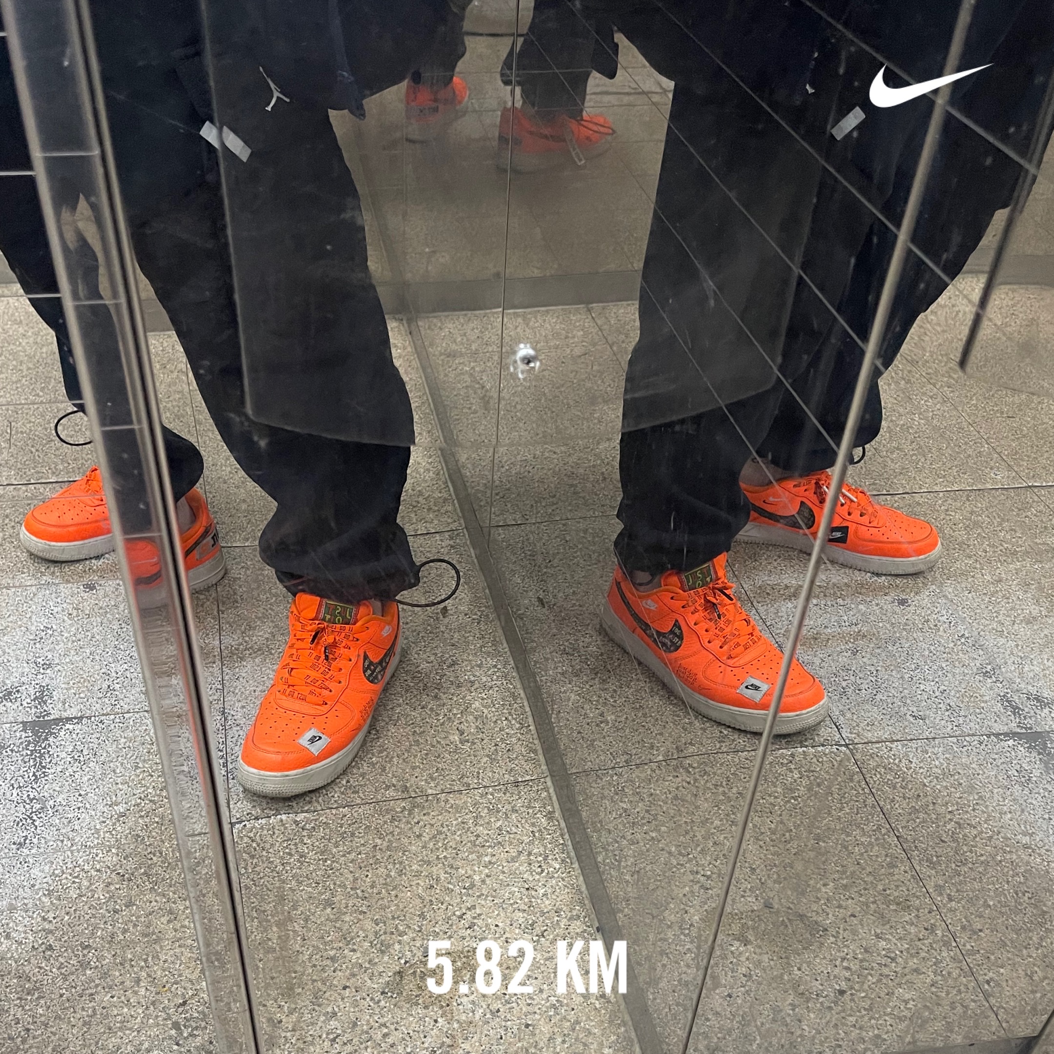 Nike Air Force 1 Low Just Do It Pack Total Orange 착용 스타일