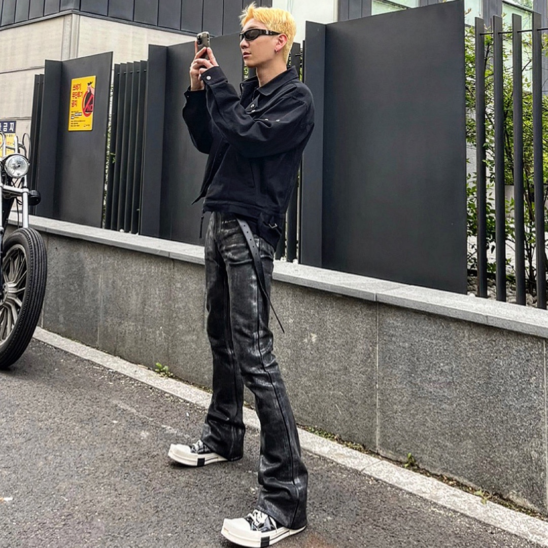 Converse x Drkshdw Turbodrk Chuck 70 Hi Black Lacquered Denim, Gentle Monster x Maison Margiela MM003 Black Black 착용 스타일