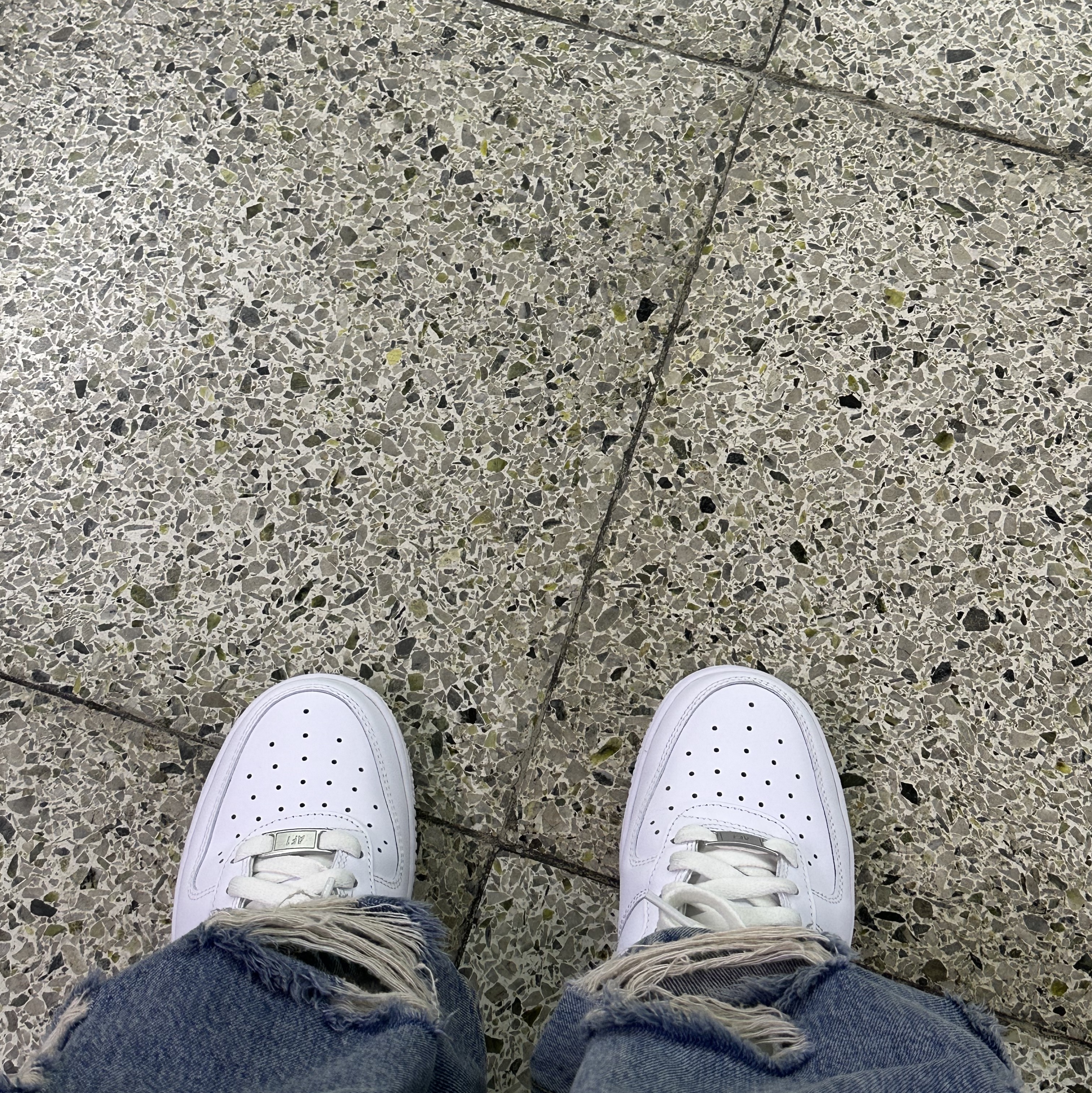 (W) Nike Air Force 1 '07 Low White 착용 스타일