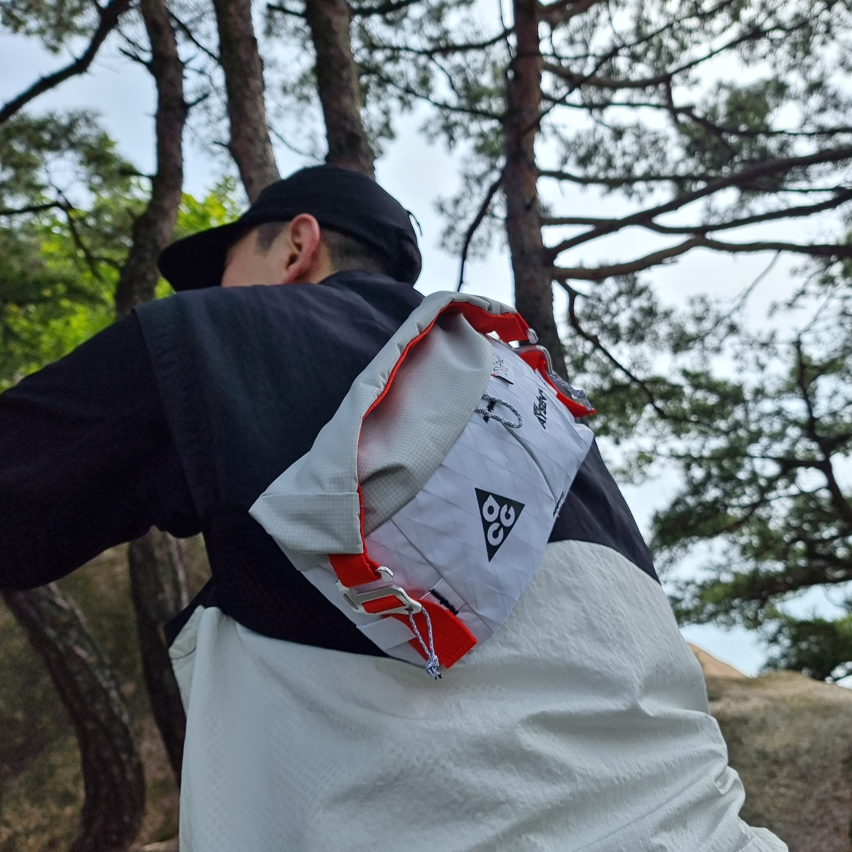 Nike ACG Aisen Penny Pack 3L White Photon Dust, Nike ACG Terra Antarktik Gore-Tex Summit White 착용 스타일 - 2