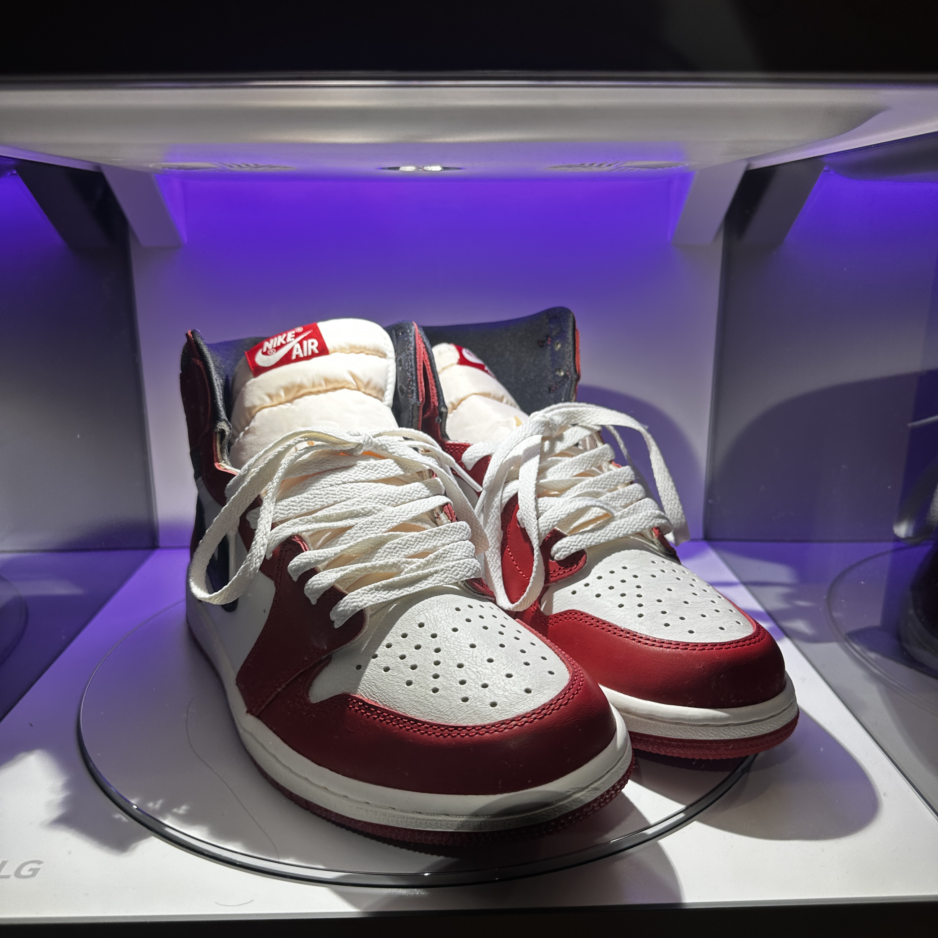 Jordan 1 Retro High OG Chicago 2022 착용 스타일 - 3