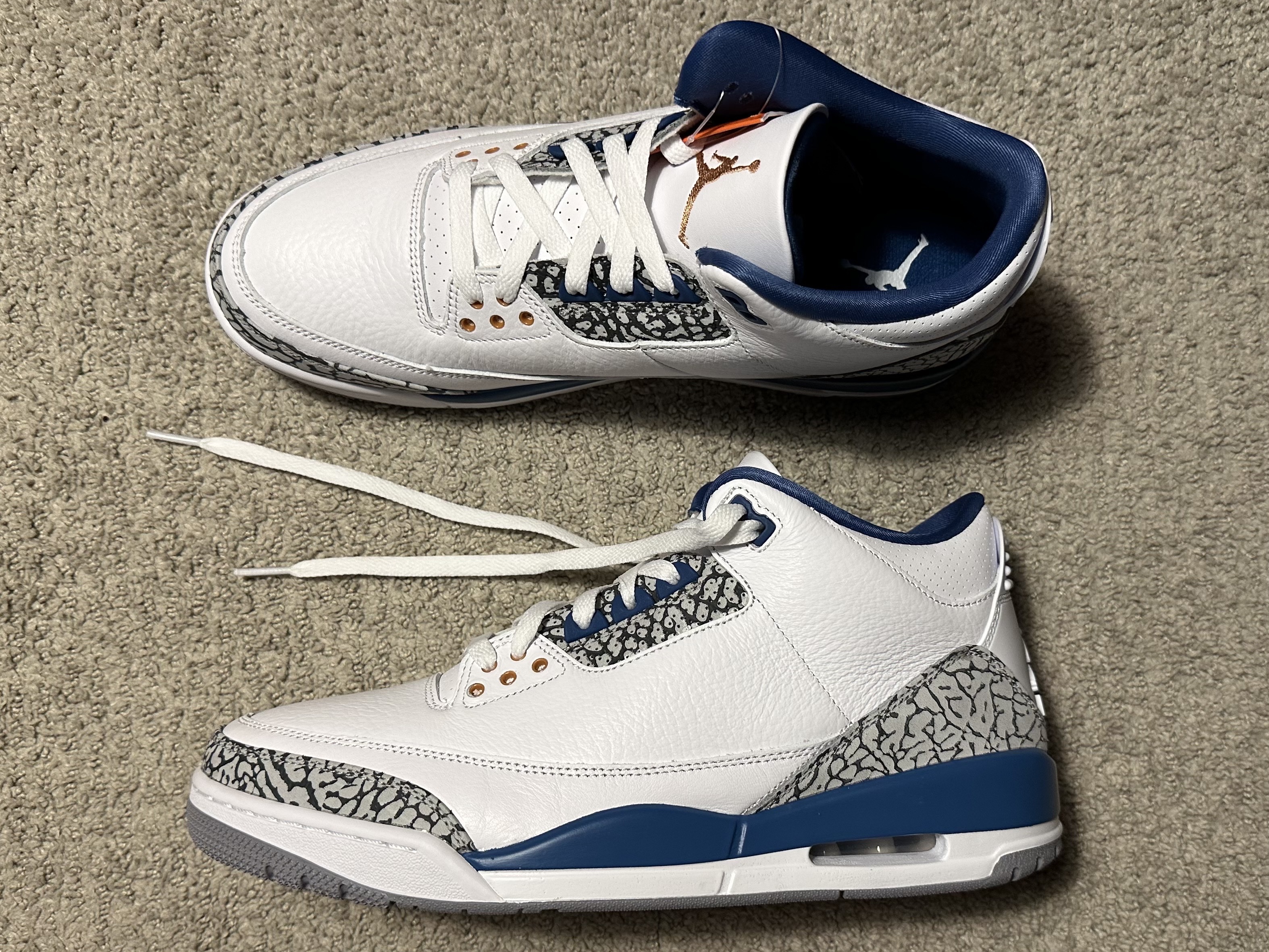 Jordan 3 Retro True Blue and Copper 착용 스타일 - 3