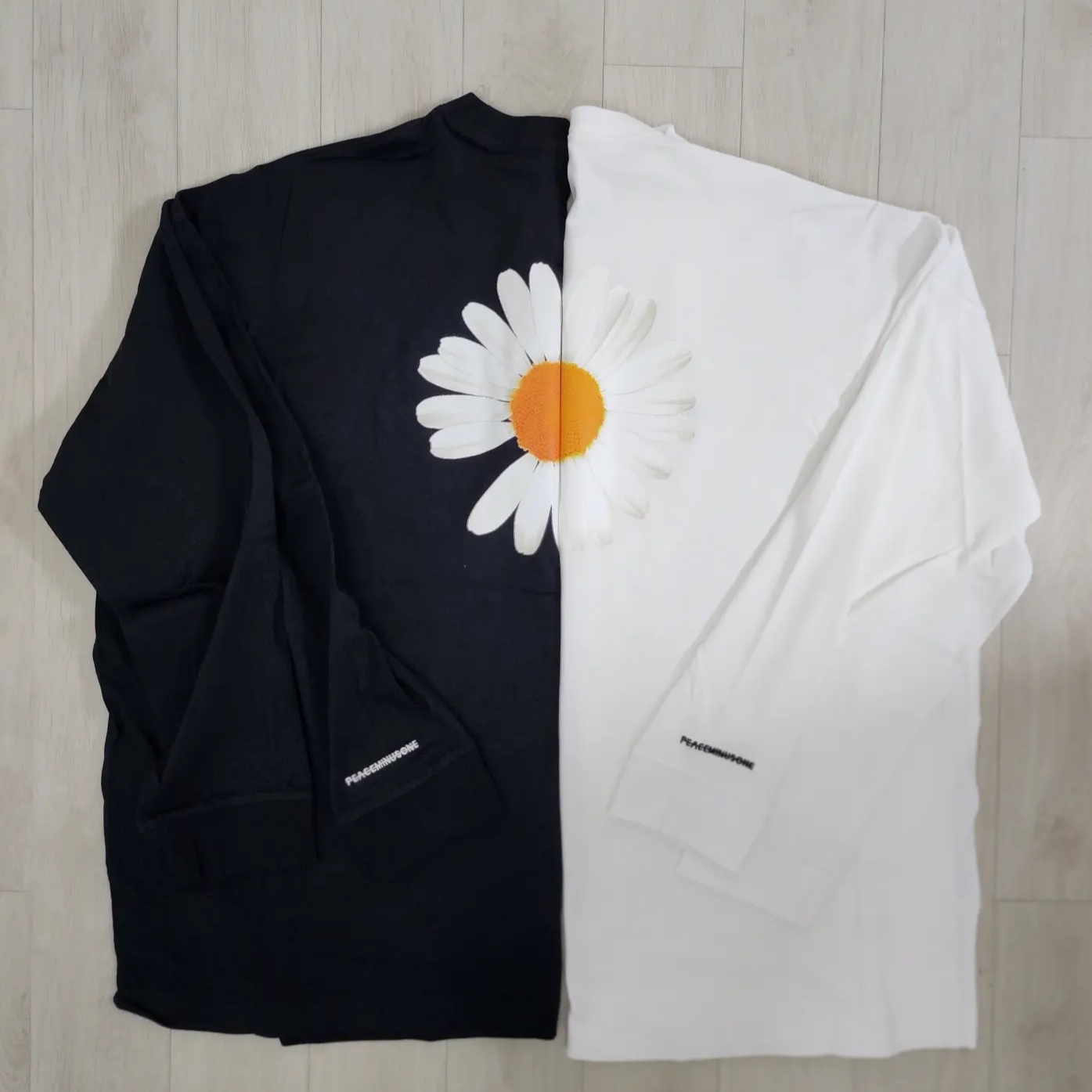 Nike x Peaceminusone LS T-Shirt Black (DR0098-010), Nike x Peaceminusone LS T-Shirt White (DR0098-100) 착용 스타일 - 1