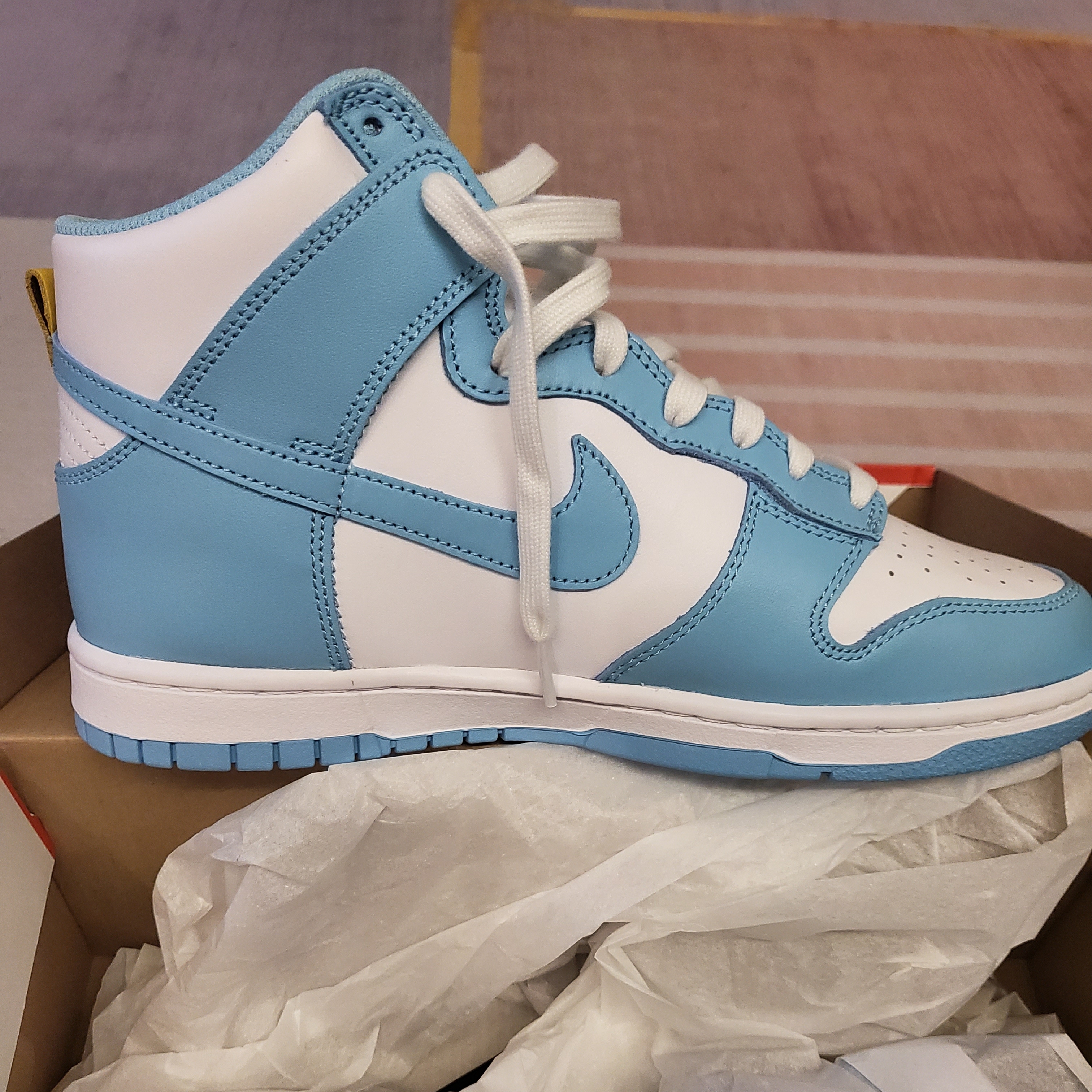 Nike Dunk High Retro Blue Chill 착용 스타일 - 2