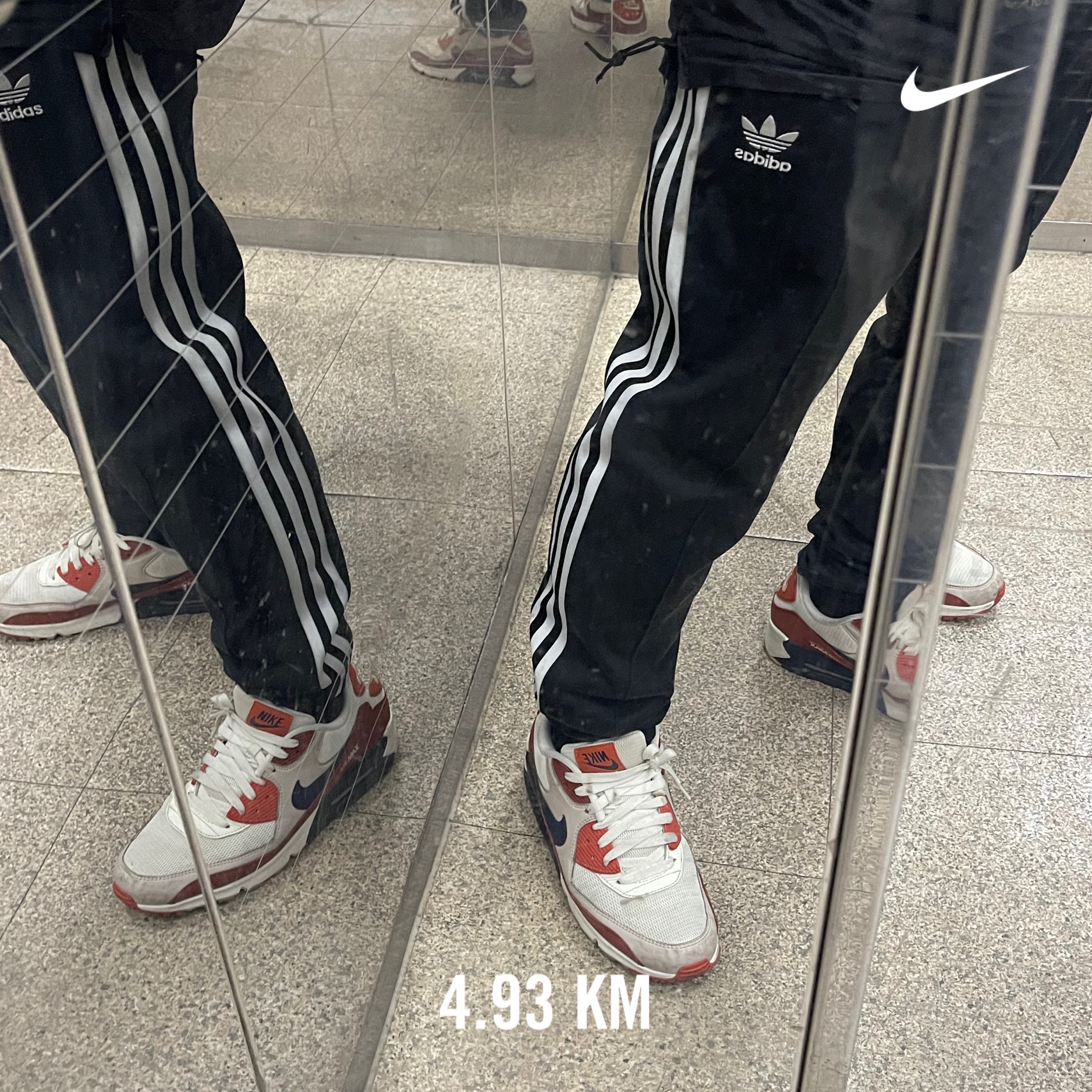 나이키 에어맥스 90 마스 스톤 착용 스타일