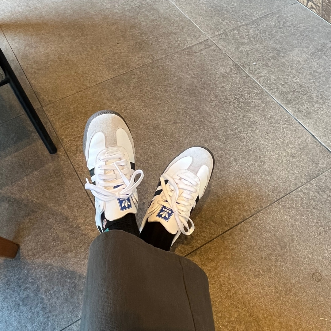 Adidas Samba OG Cloud White 착용 스타일