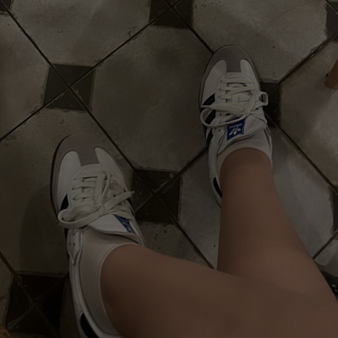 Adidas Samba OG Cloud White 착용 스타일 - 1