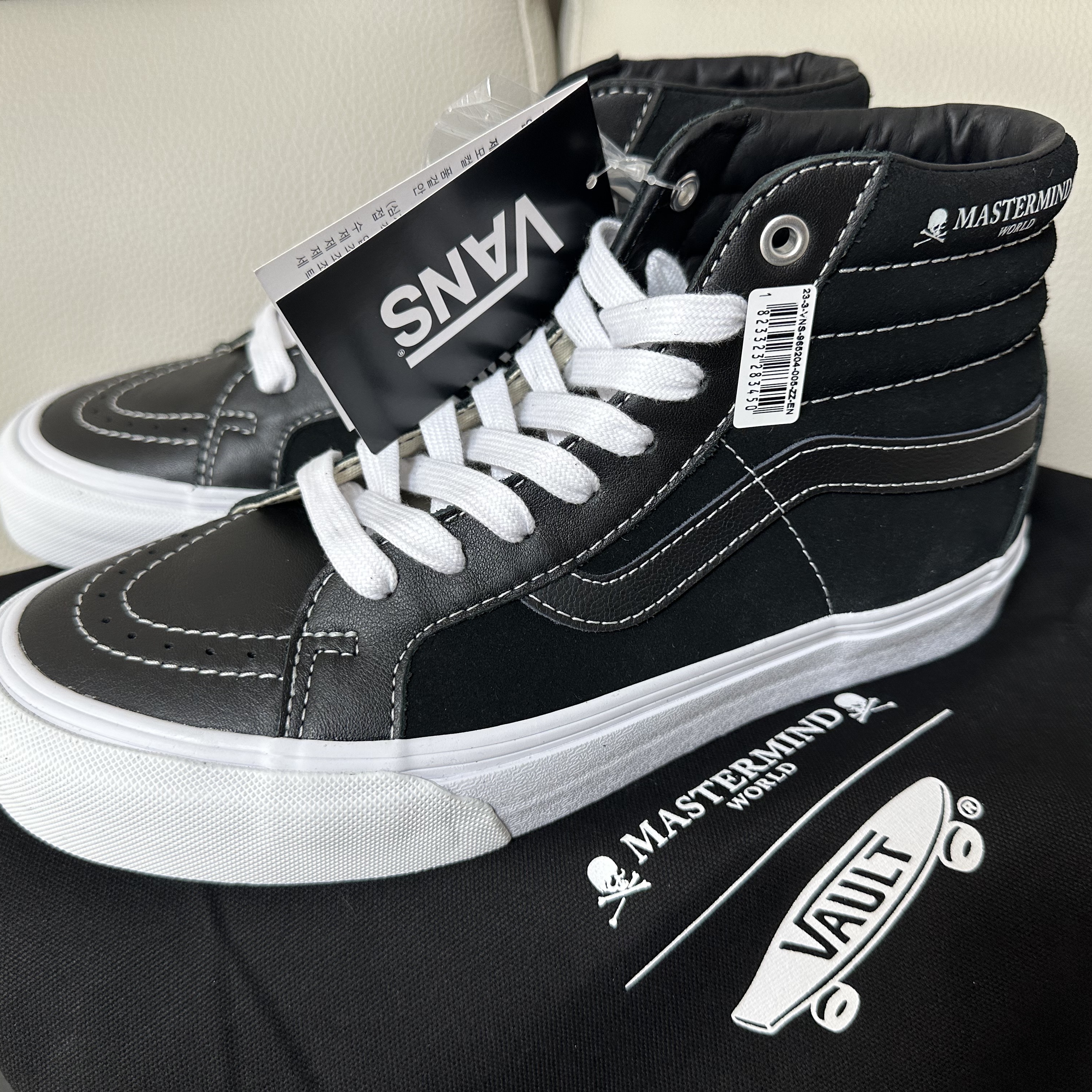 Vans Vault x Mastermind SK8-Hi Reissue VLT LX Black 착용 스타일 - 1