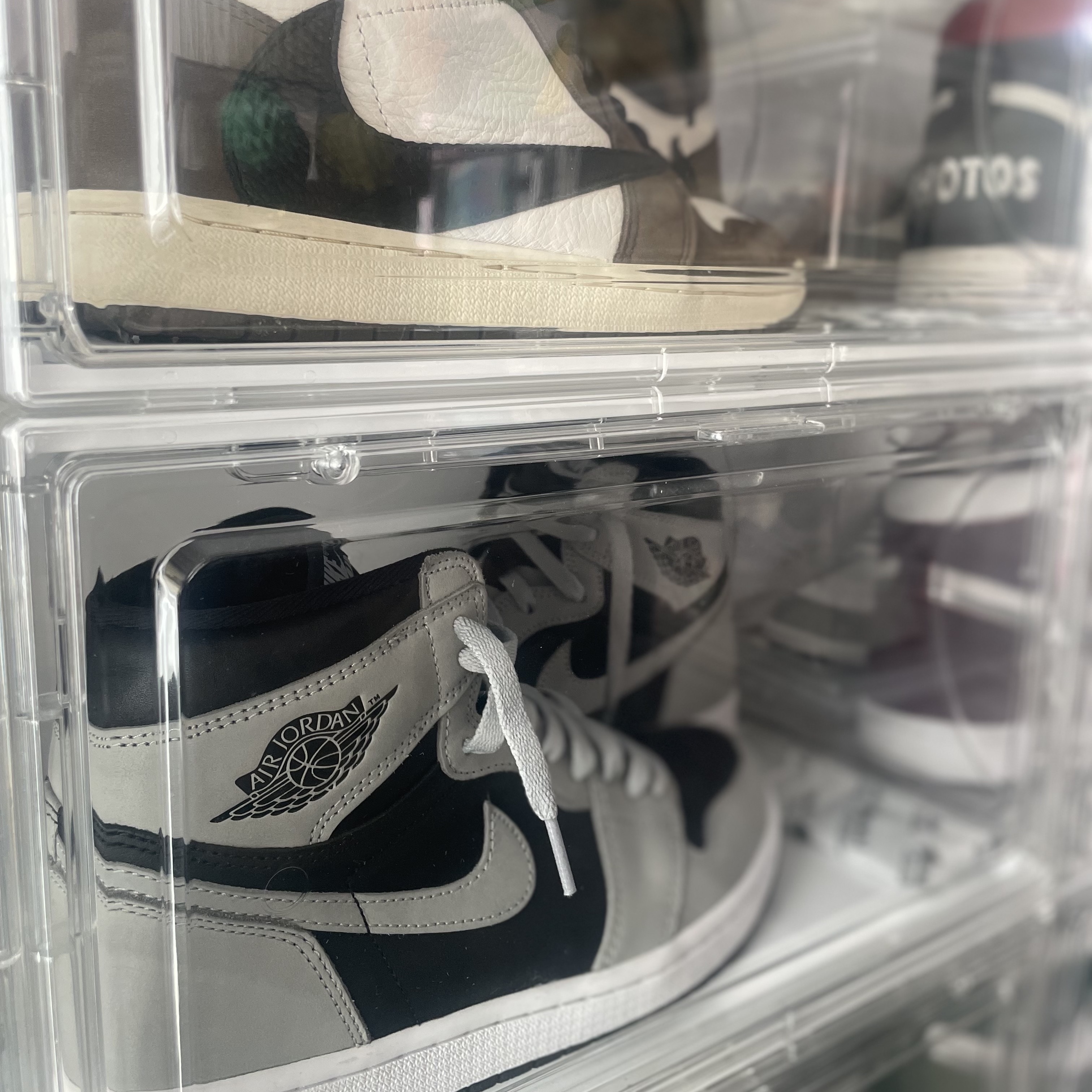 Jordan 1 Retro High OG Shadow 2.0 착용 스타일 - 4