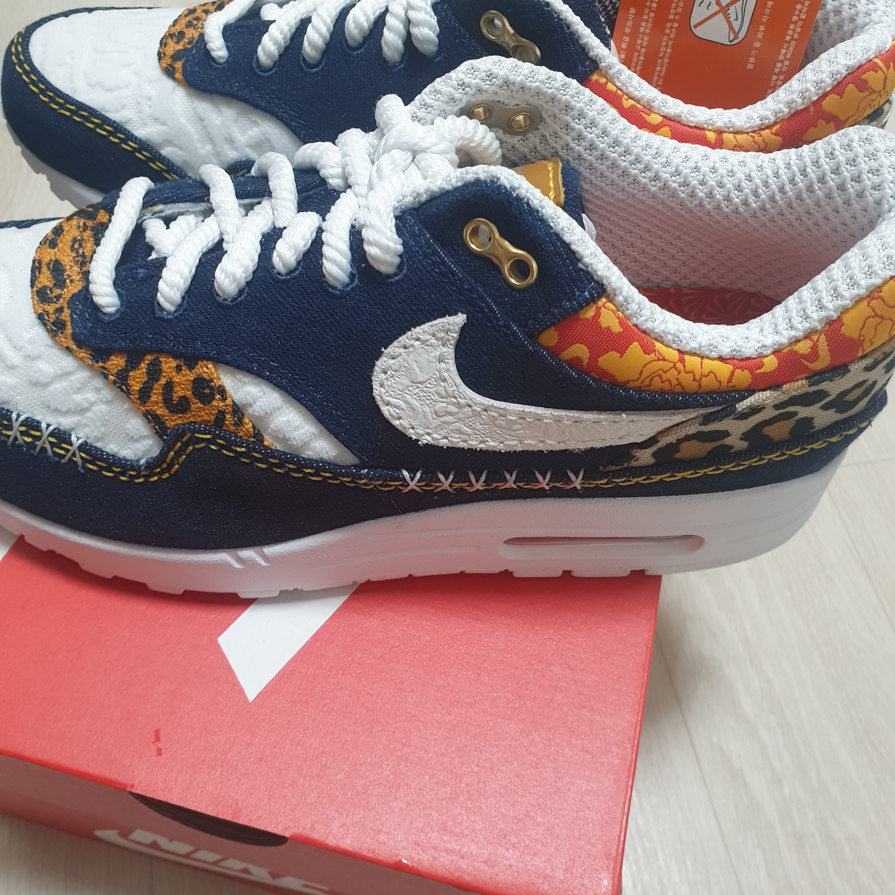 Nike Air Max 1 Premium Washed Dark Blue 착용 스타일 - 2