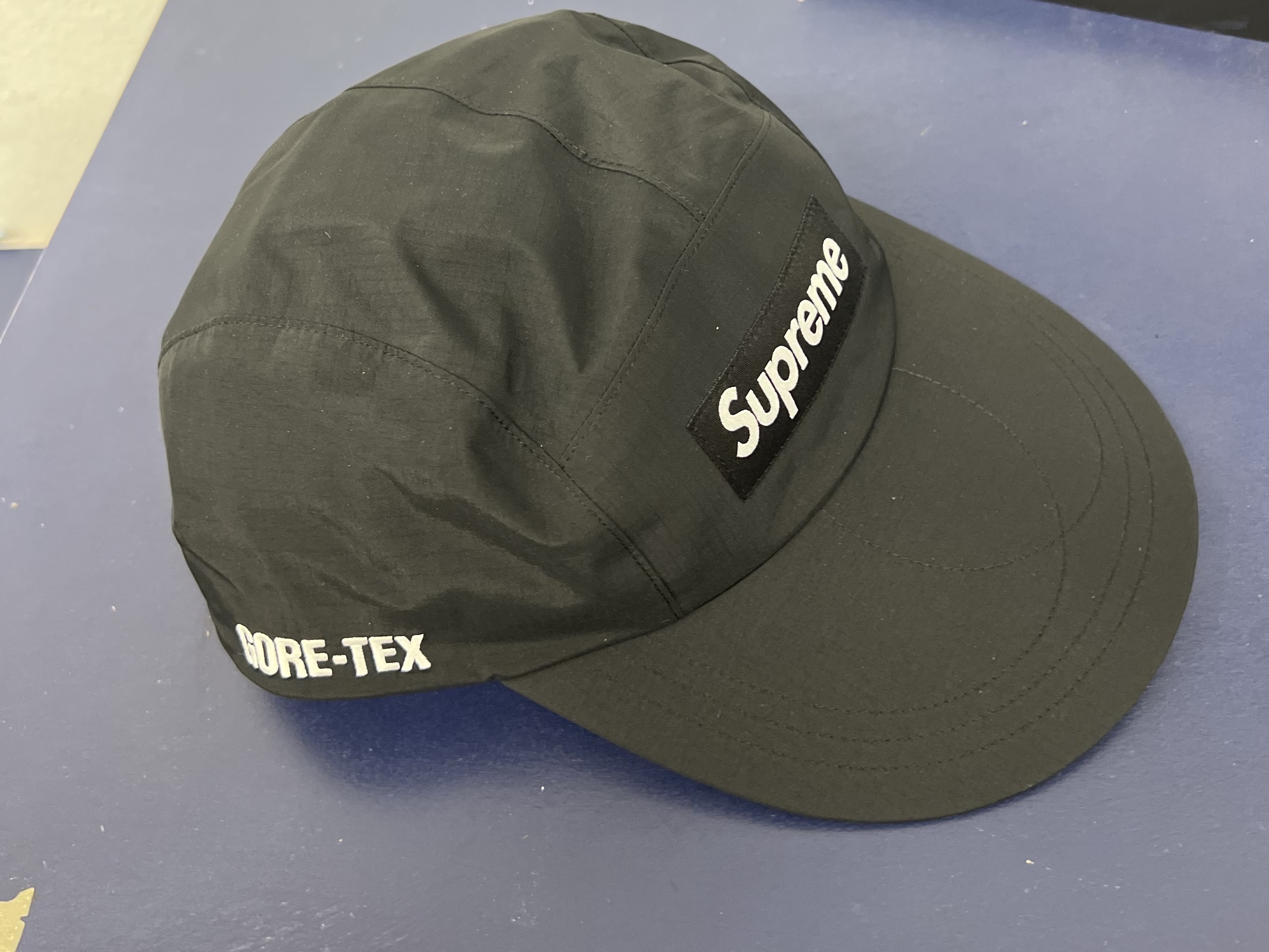 Supreme Gore-Tex Paclite Long Bill Camp Cap Black - 23SS 착용 스타일