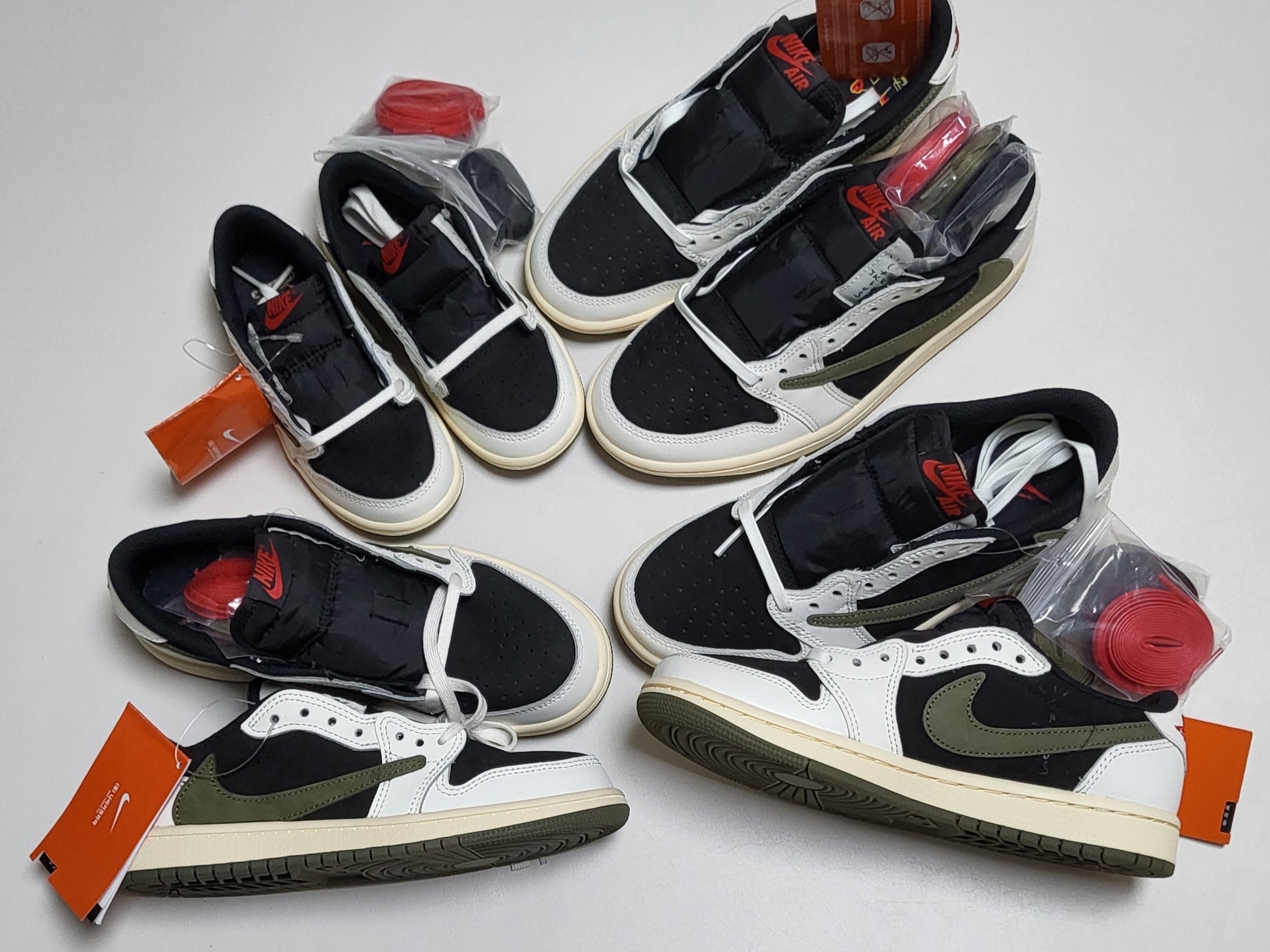 (W) Jordan 1 x Travis Scott Retro Low OG SP Medium Olive 착용 스타일
