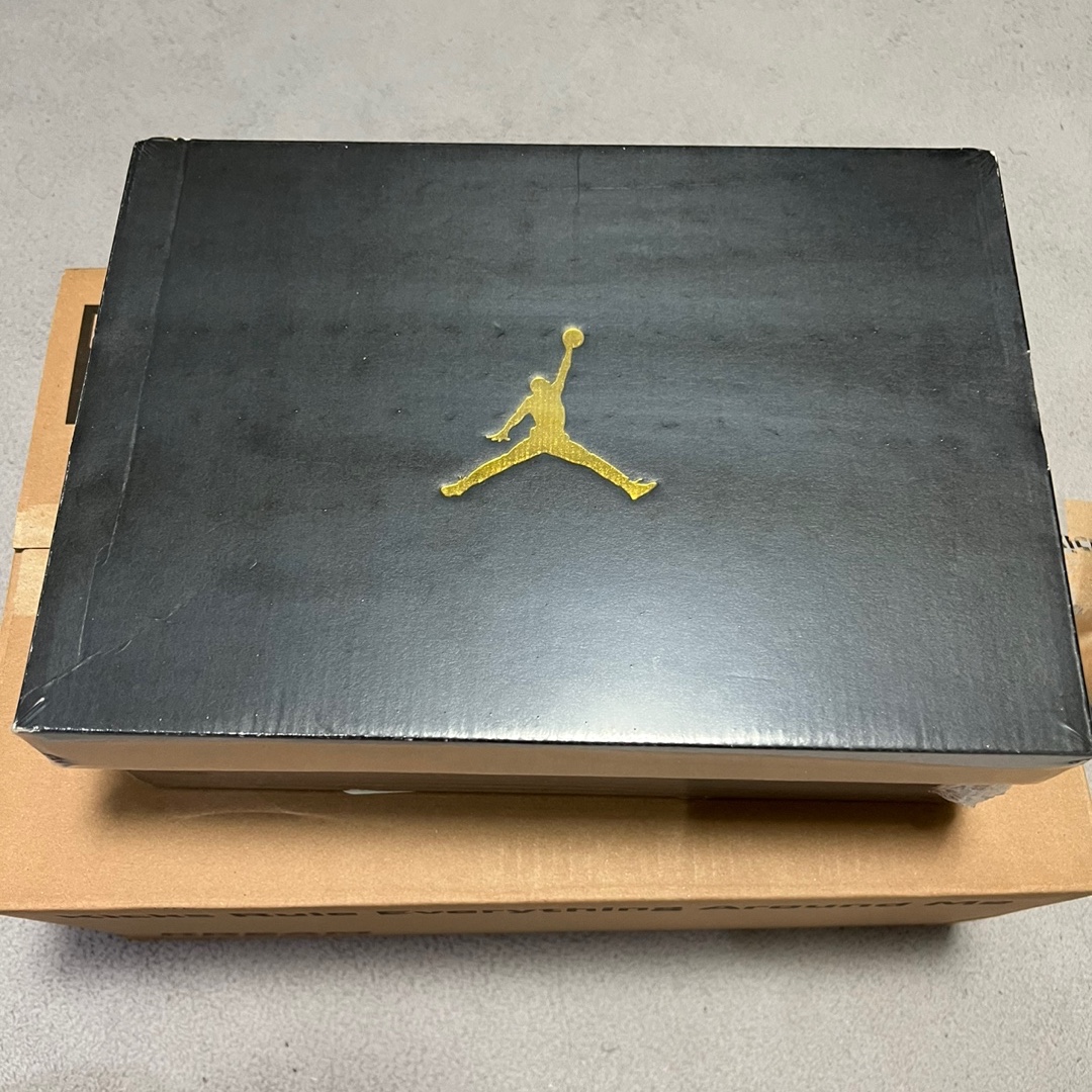 (GS) Jordan 1 Low SE Light Smoke Grey Gym Red 착용 스타일 - 3