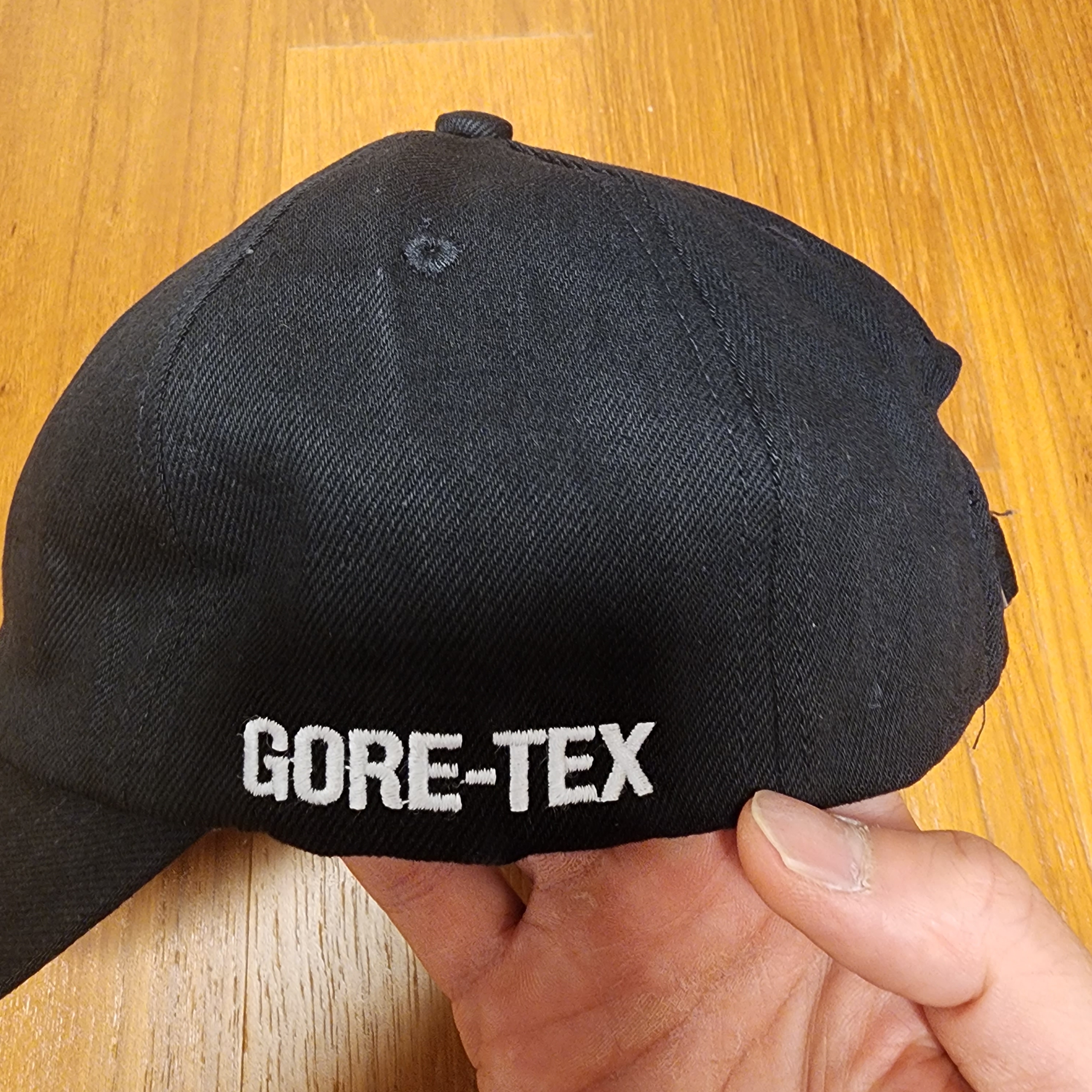 Palace Gore-Tex P 6-Panel Black Denim - 23SS 착용 스타일 - 2